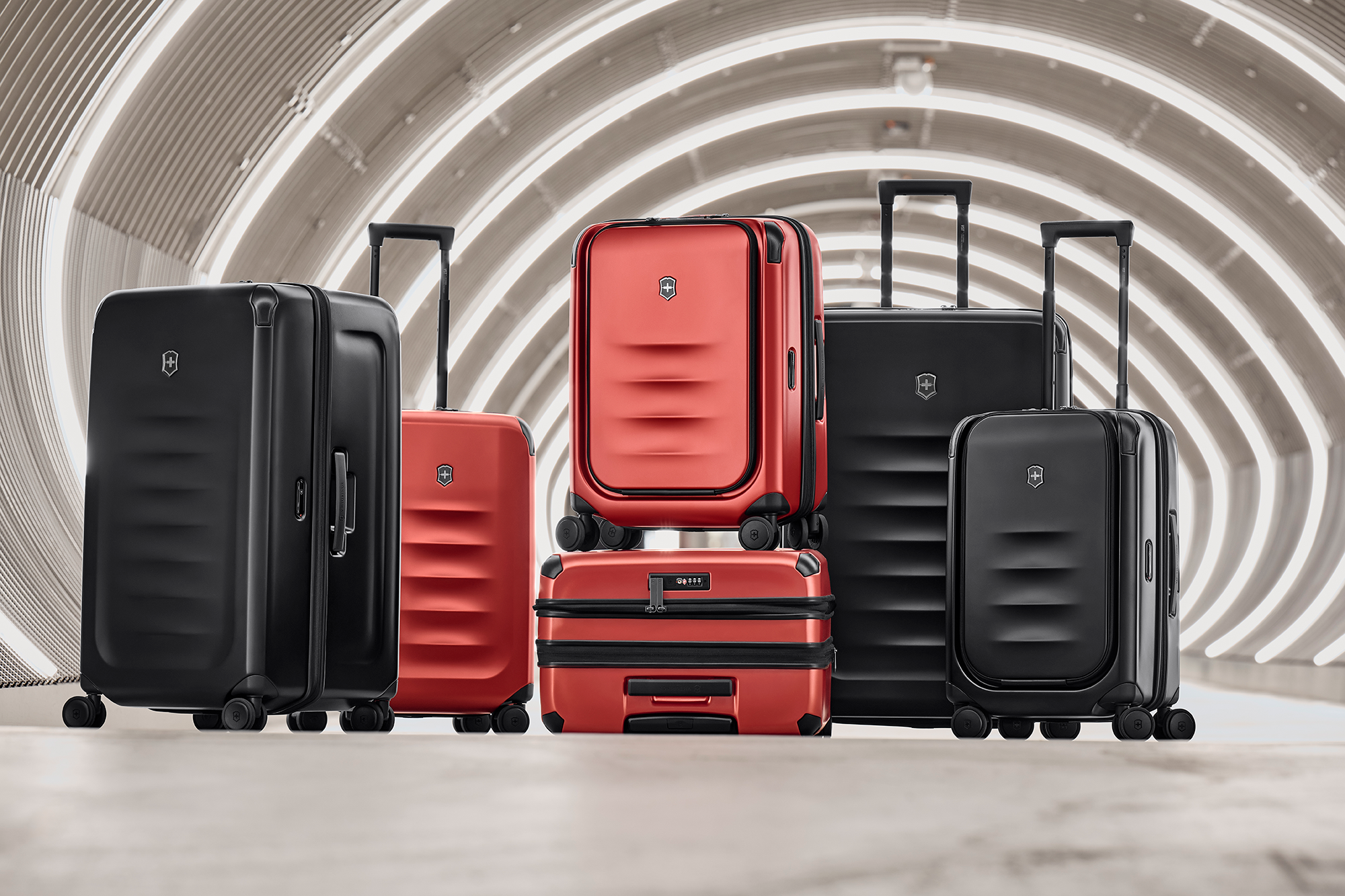 Victorinox suitcases discount