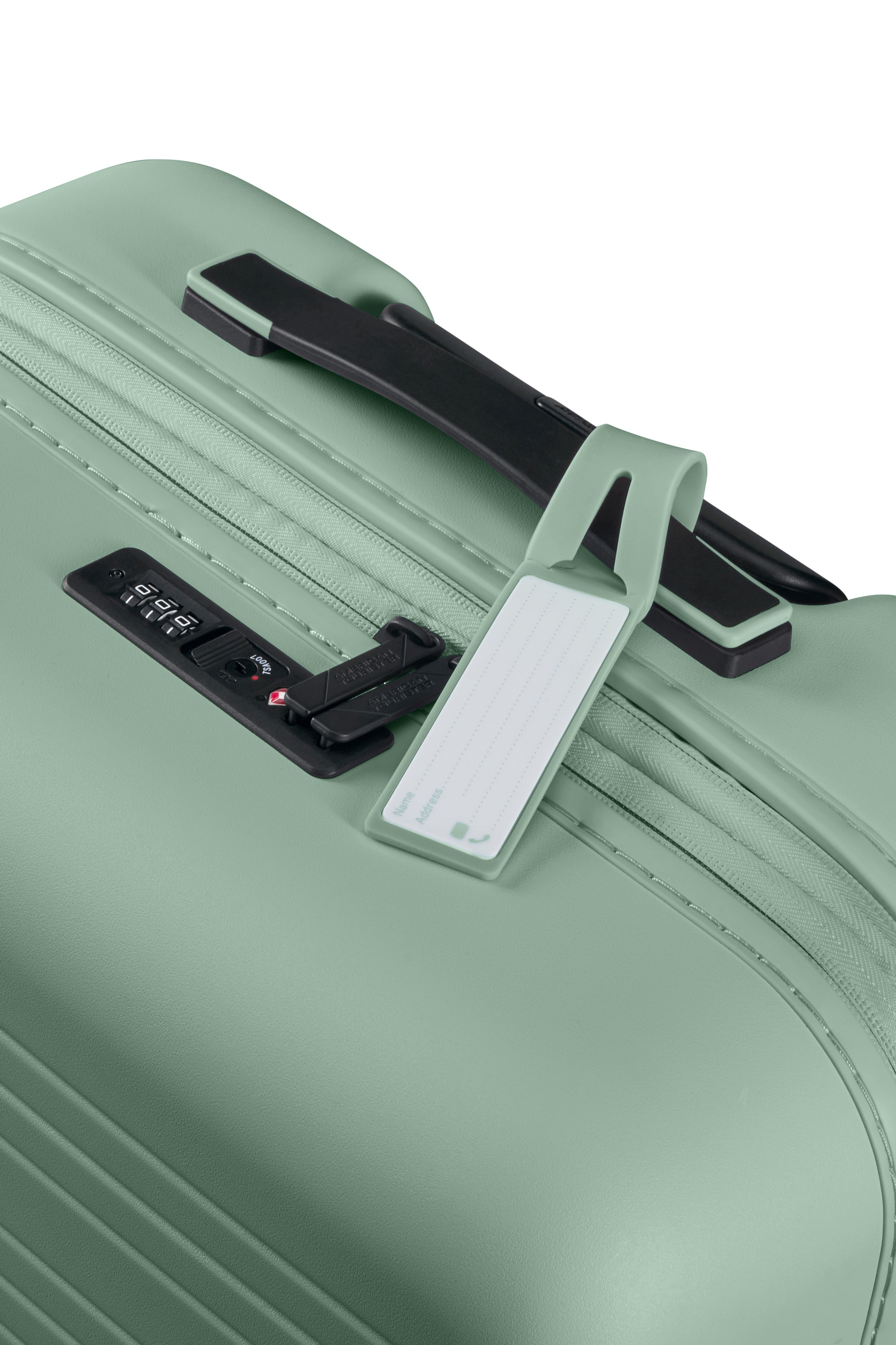 American Tourister Expandable Novastream 67cm Spinner