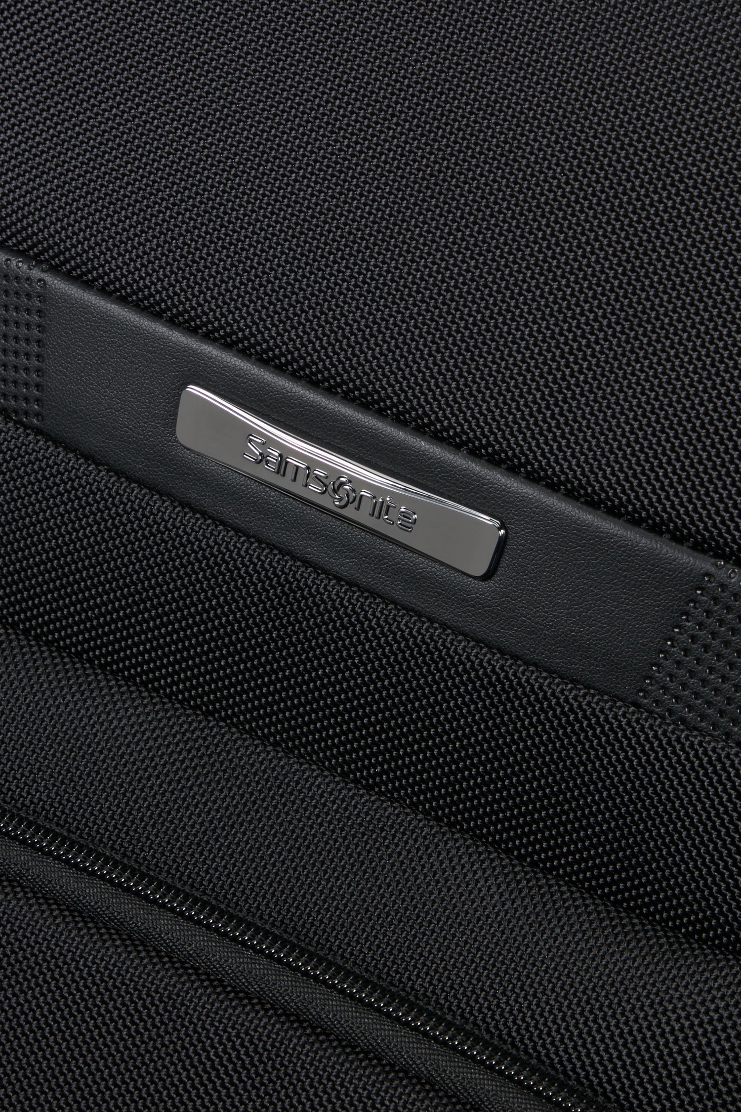Samsonite PRO-DLX 6 - 17.6 EXP Backpack