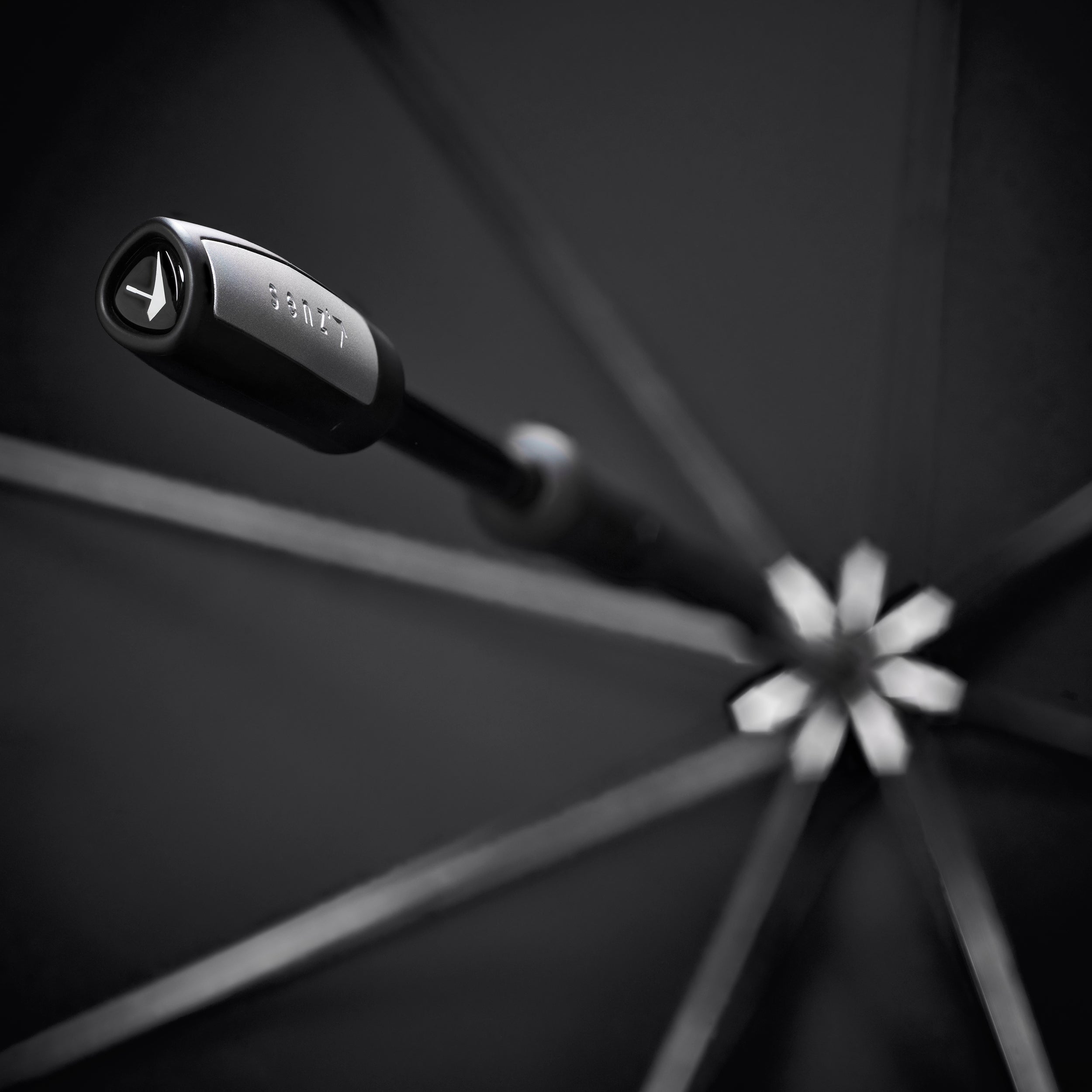 Senz° Large Stick Storm Umbrella