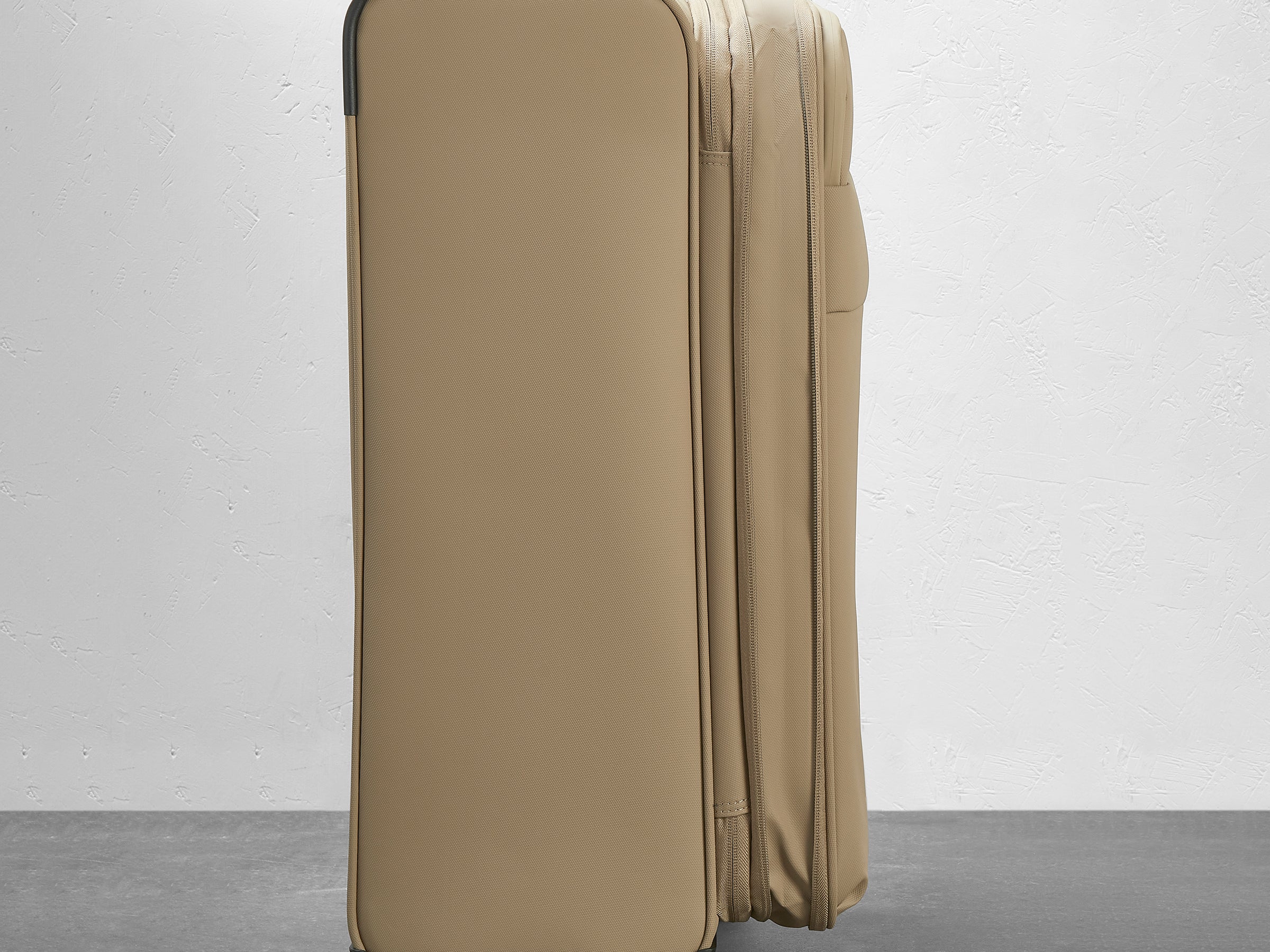 Rock Harper Medium Suitcase