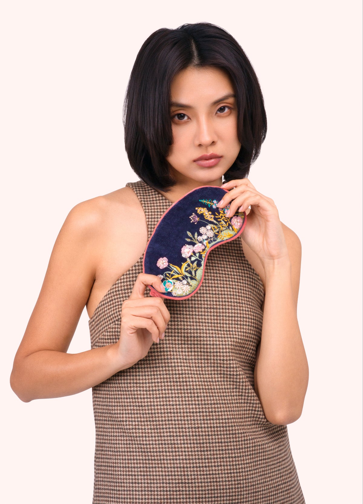 Powder Velvet Eyemask