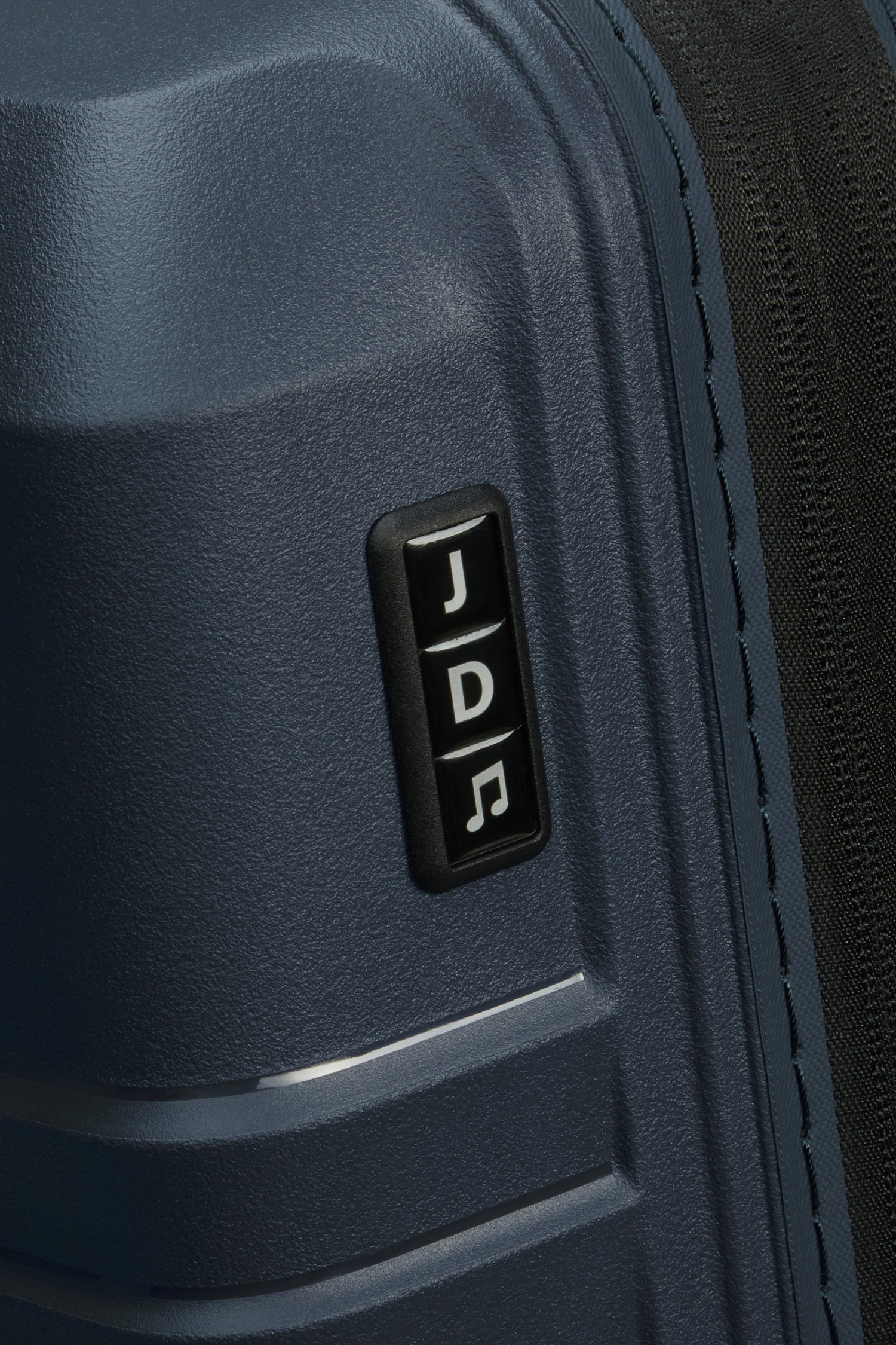 Samsonite Intuo 55cm Expandable Spinner