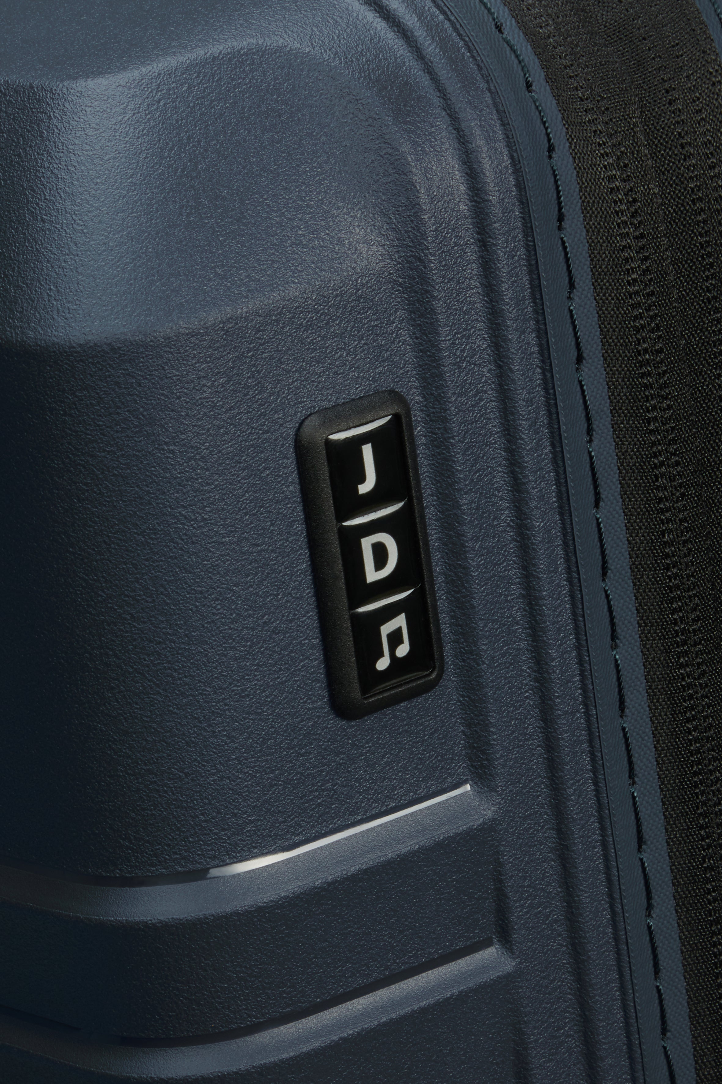 Samsonite Intuo 55cm Expandable Spinner