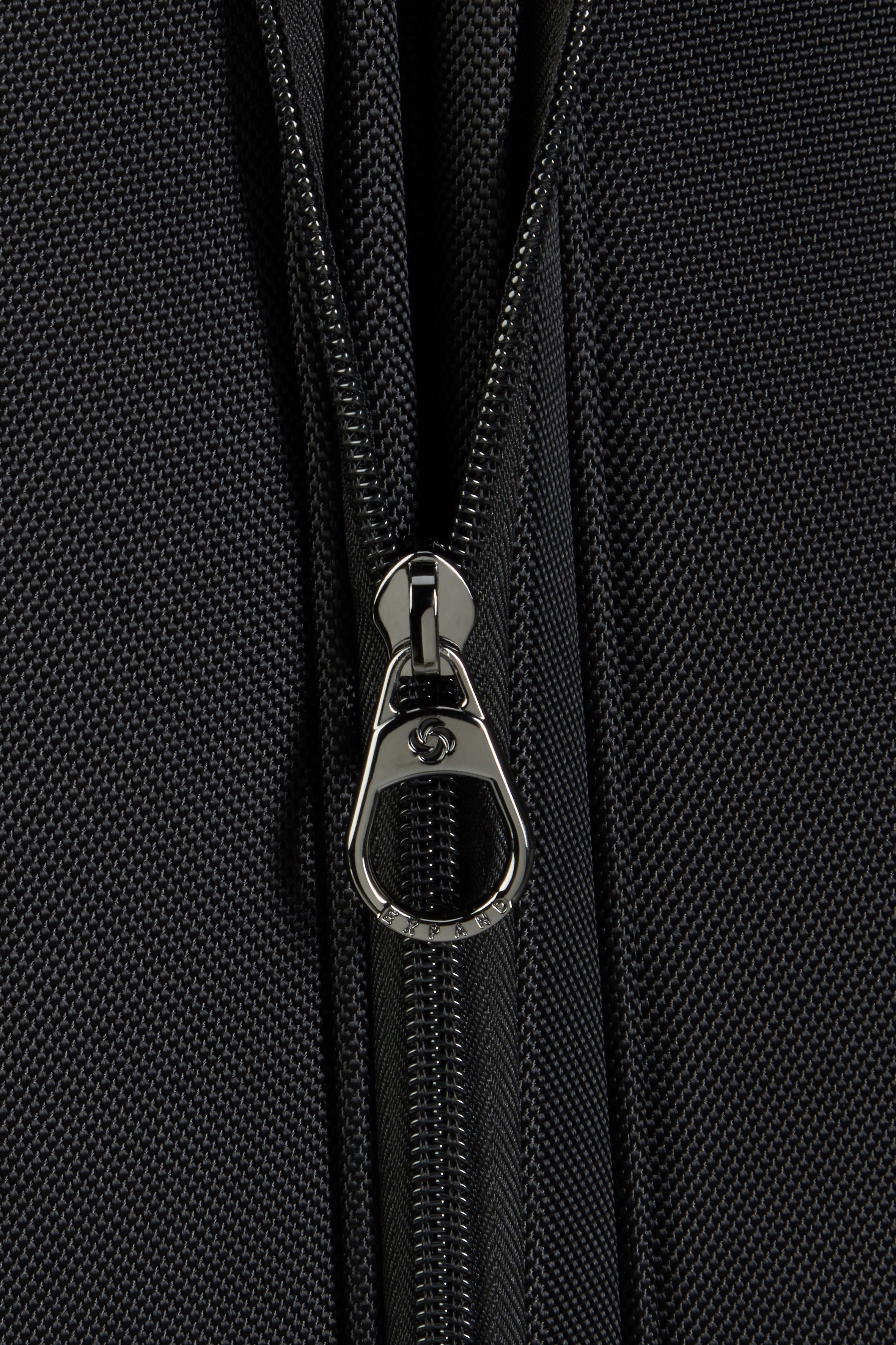 Samsonite Pro-Dlx 6 Trvl Spinner expandable (4 wheels) 67cm