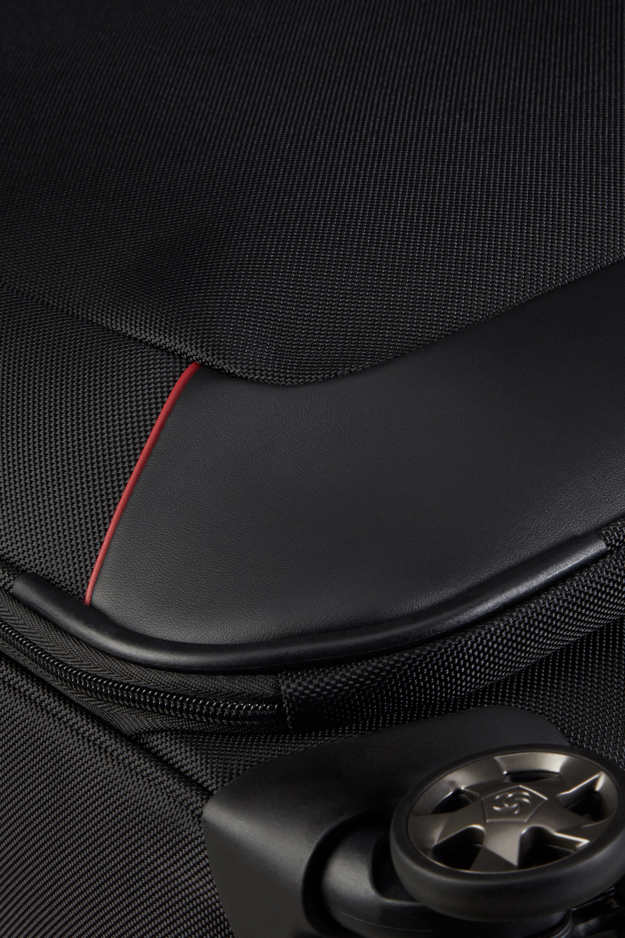 Samsonite Pro-Dlx 6 Trvl Spinner expandable (4 wheels) 67cm