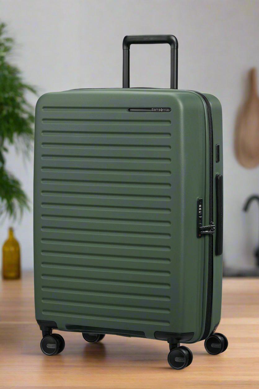 Samsonite Restackd Spinner 68cm EXP