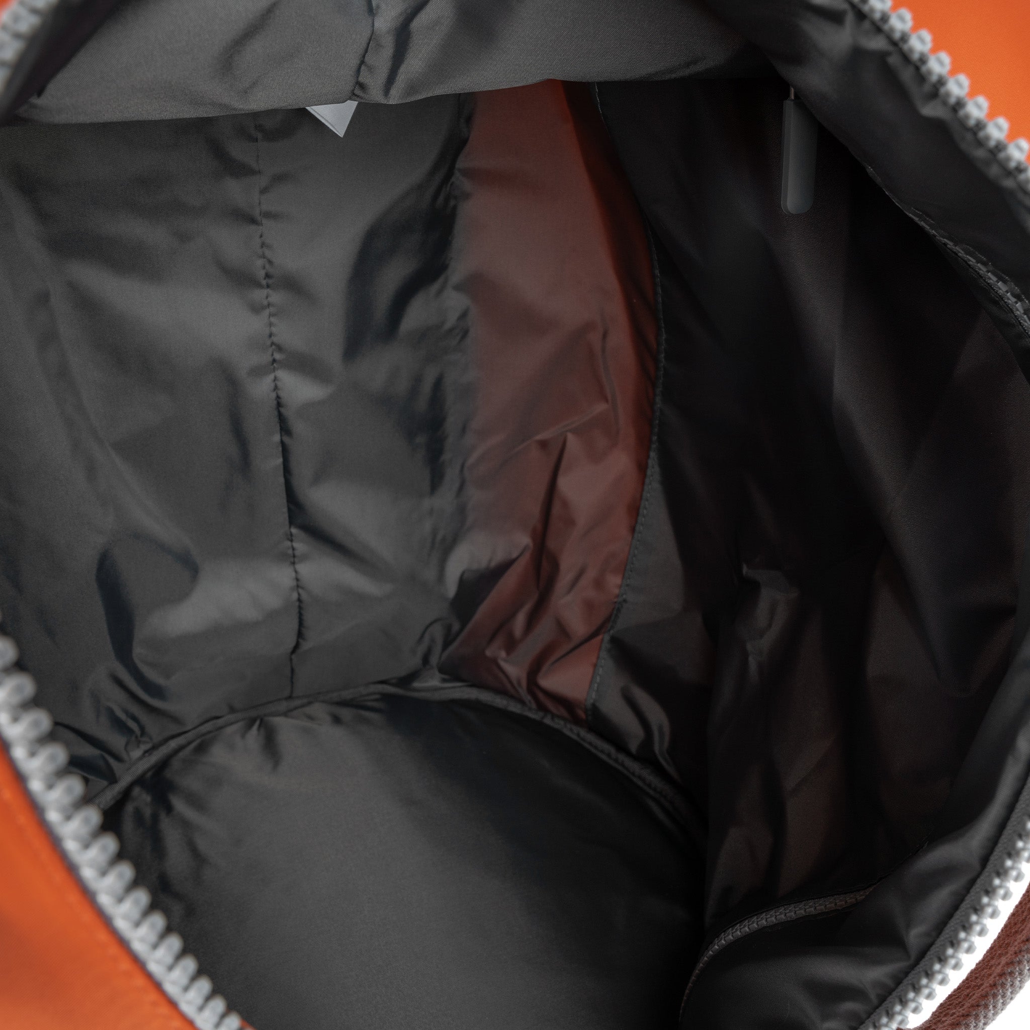 ROKA Heathrow Recycled Nylon - Large