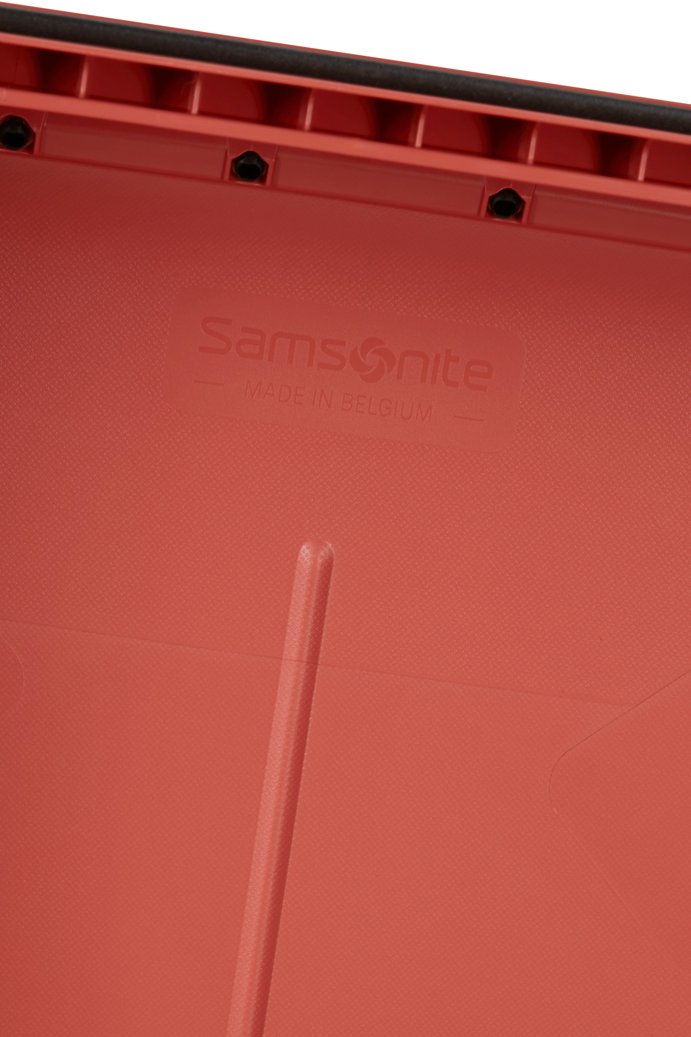 Samsonite Essens 55cm Spinner Clay (Seasonal Edition)