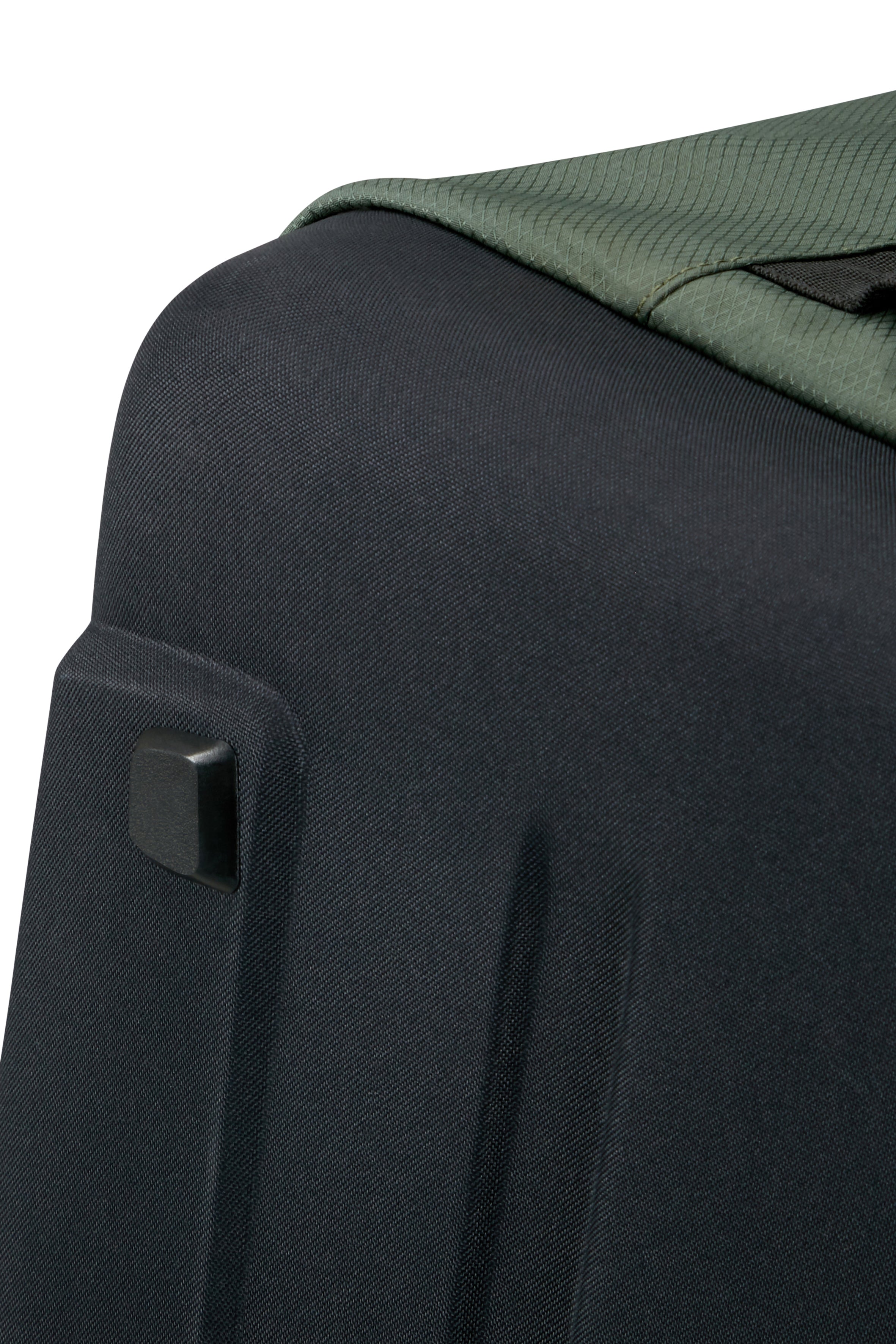 Samsonite ARMOX Duffle with wheels 84cm (Non-Tube)