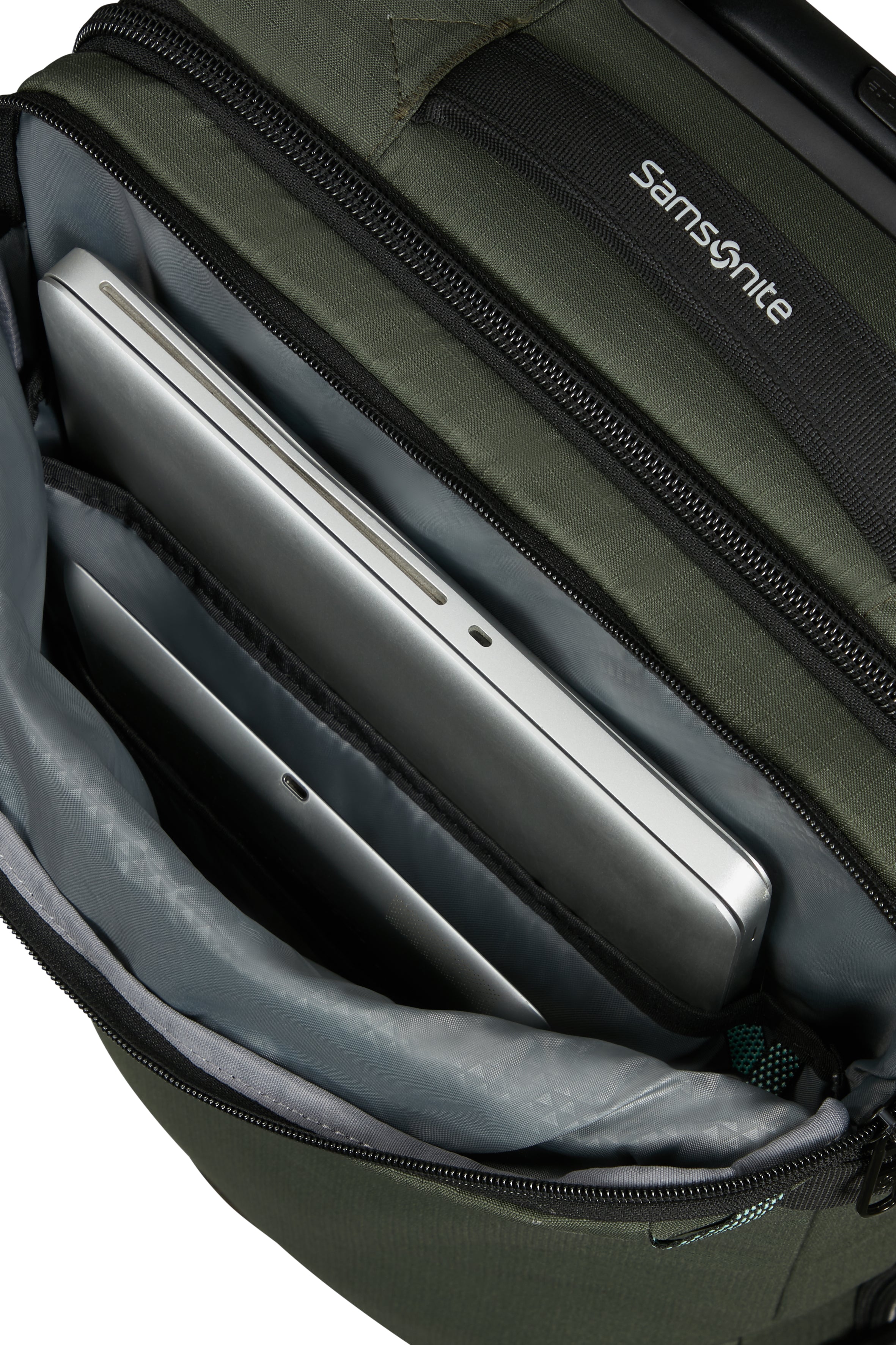 Samsonite Roadseeker Duffle with wheels 55cm
