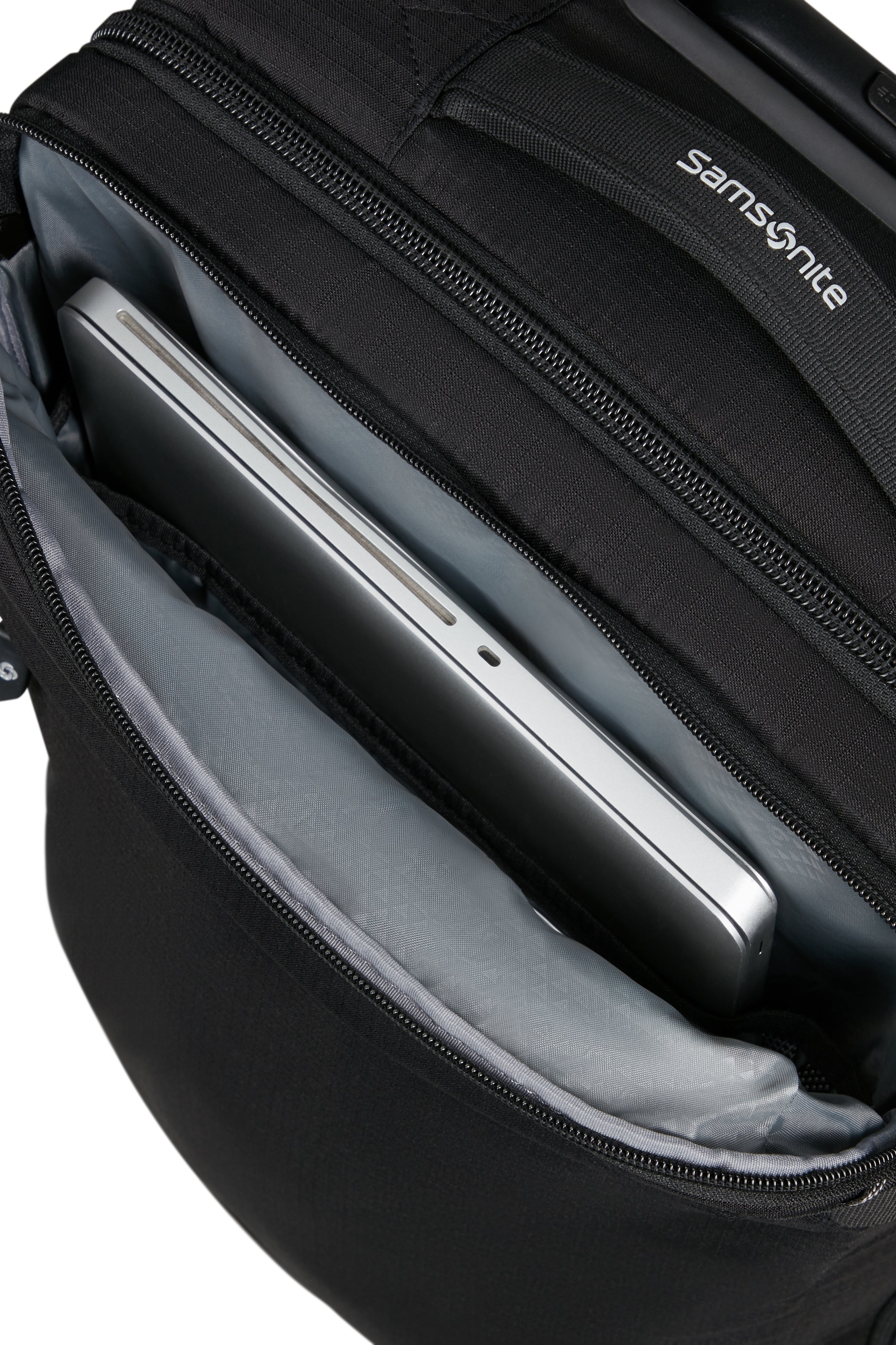 Samsonite Roadseeker Duffle with wheels 55cm