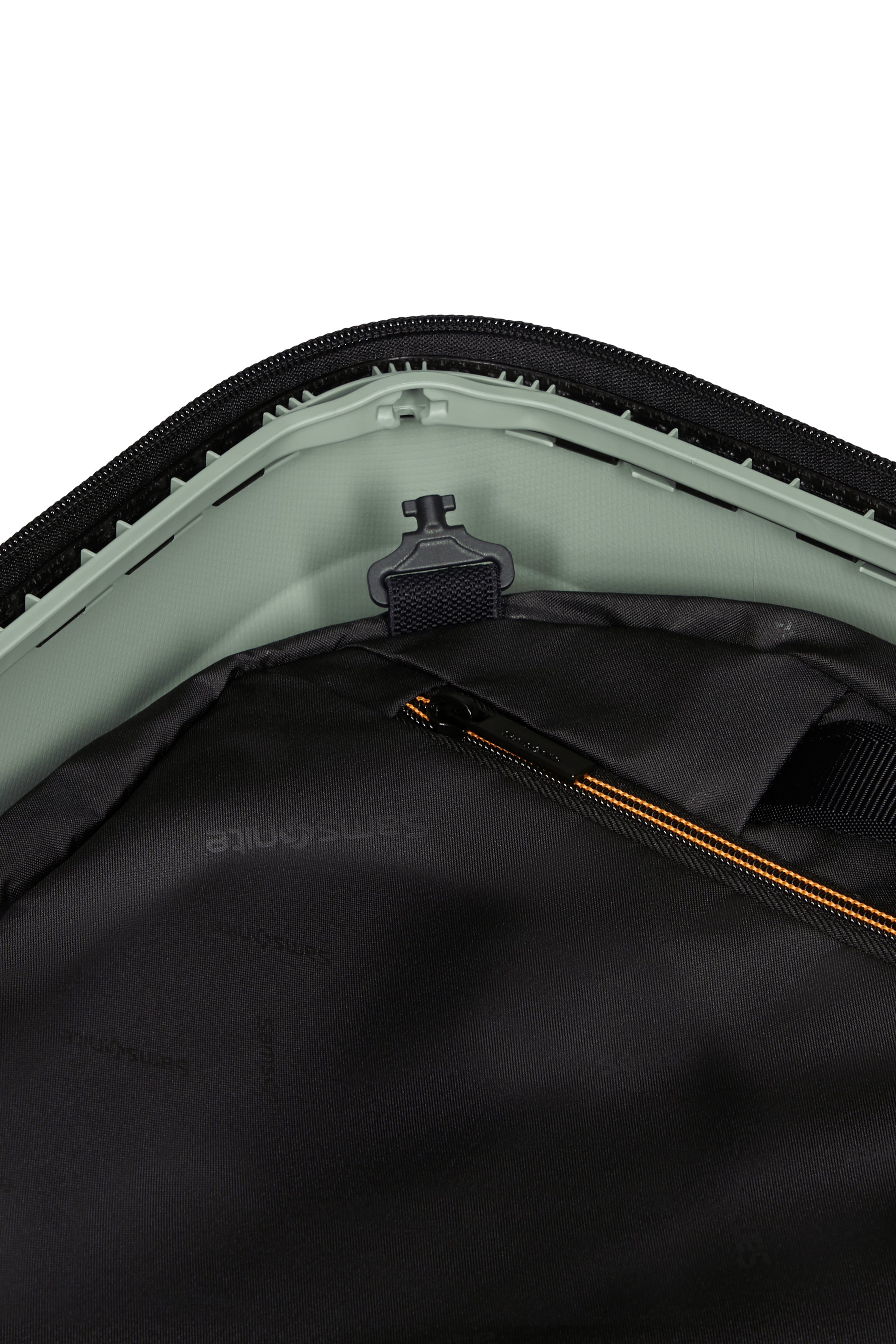 Samsonite Essens EXP Zip 55cm Spinner