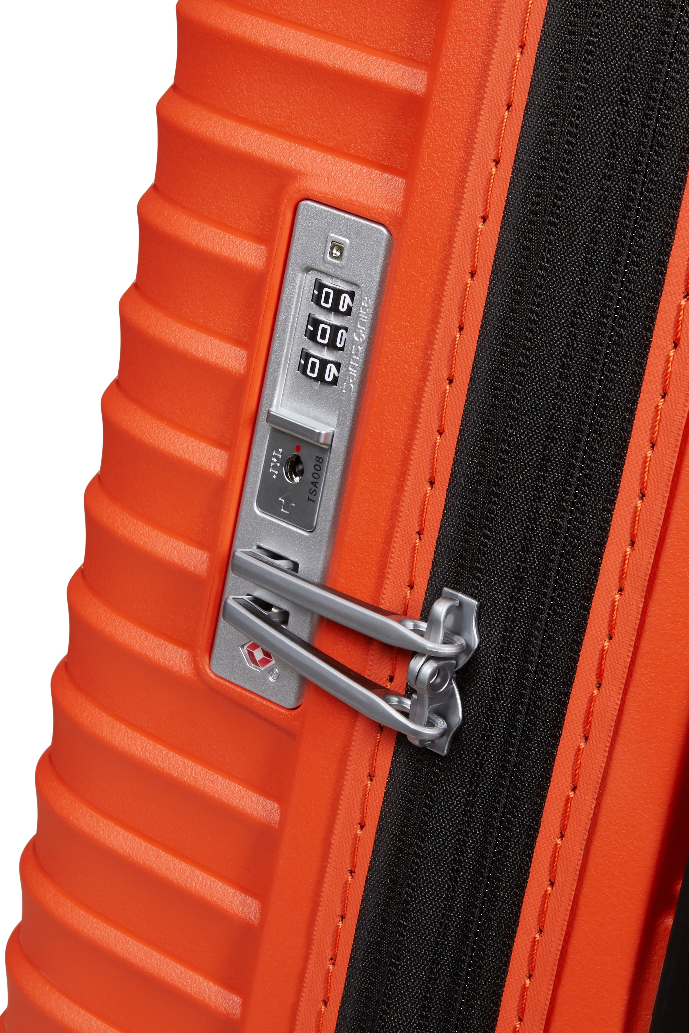 Samsonite Upscape 68cm Expandable Spinner
