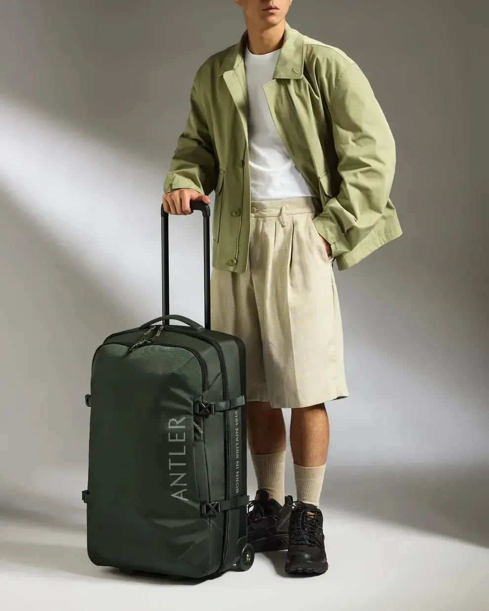 Antler Discovery Wheeled Duffel -73cm