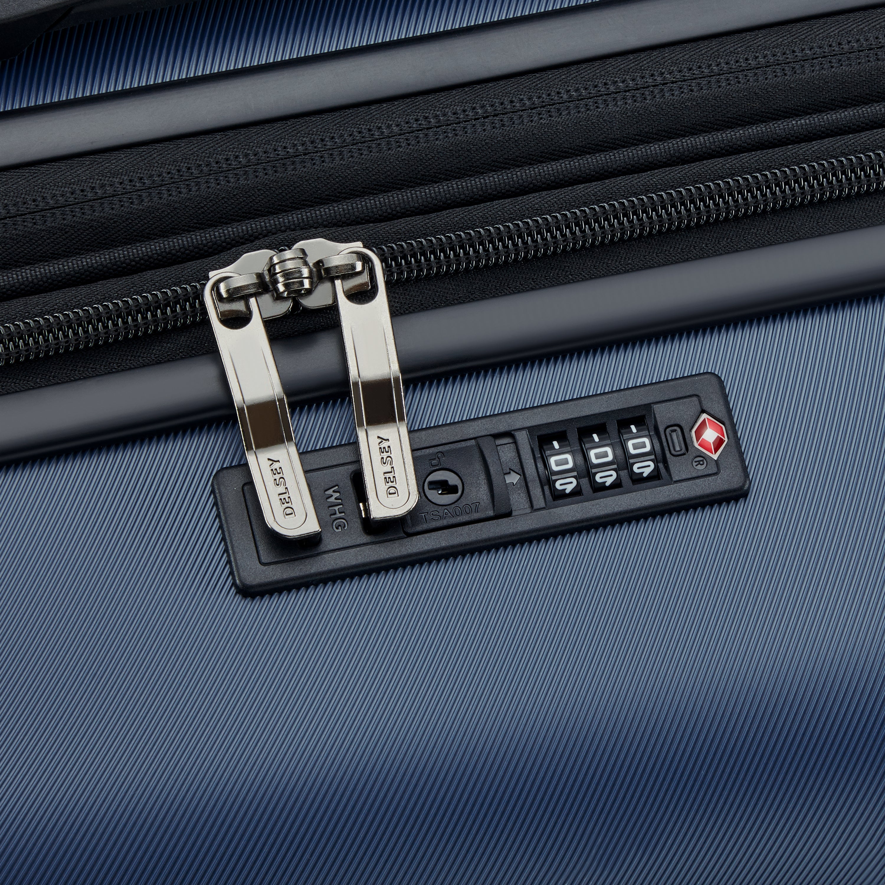 Delsey Air Armour 4 Wheel Expandable Suitcase - 68cm