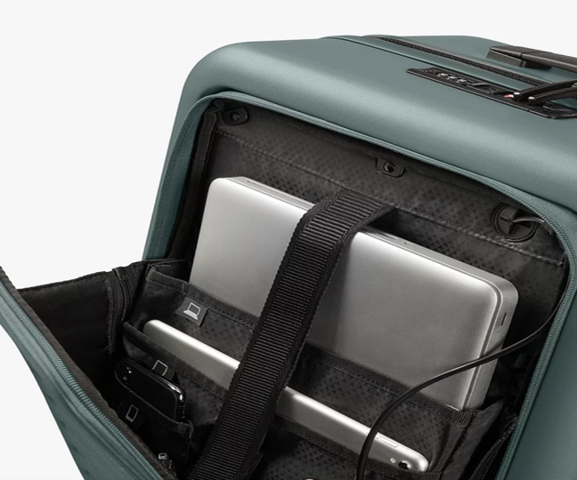 laptop-luggage-storage
