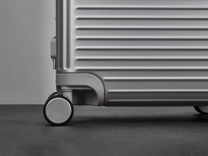 Rock Axel Large Suitcase