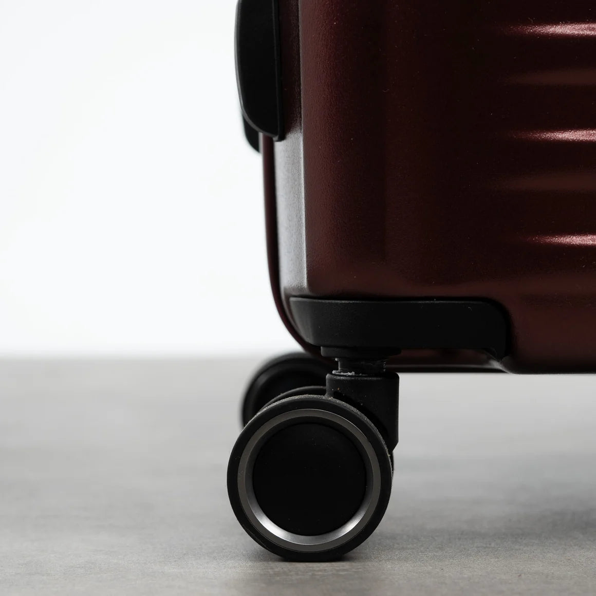 Rock Legacy Large Suitcase