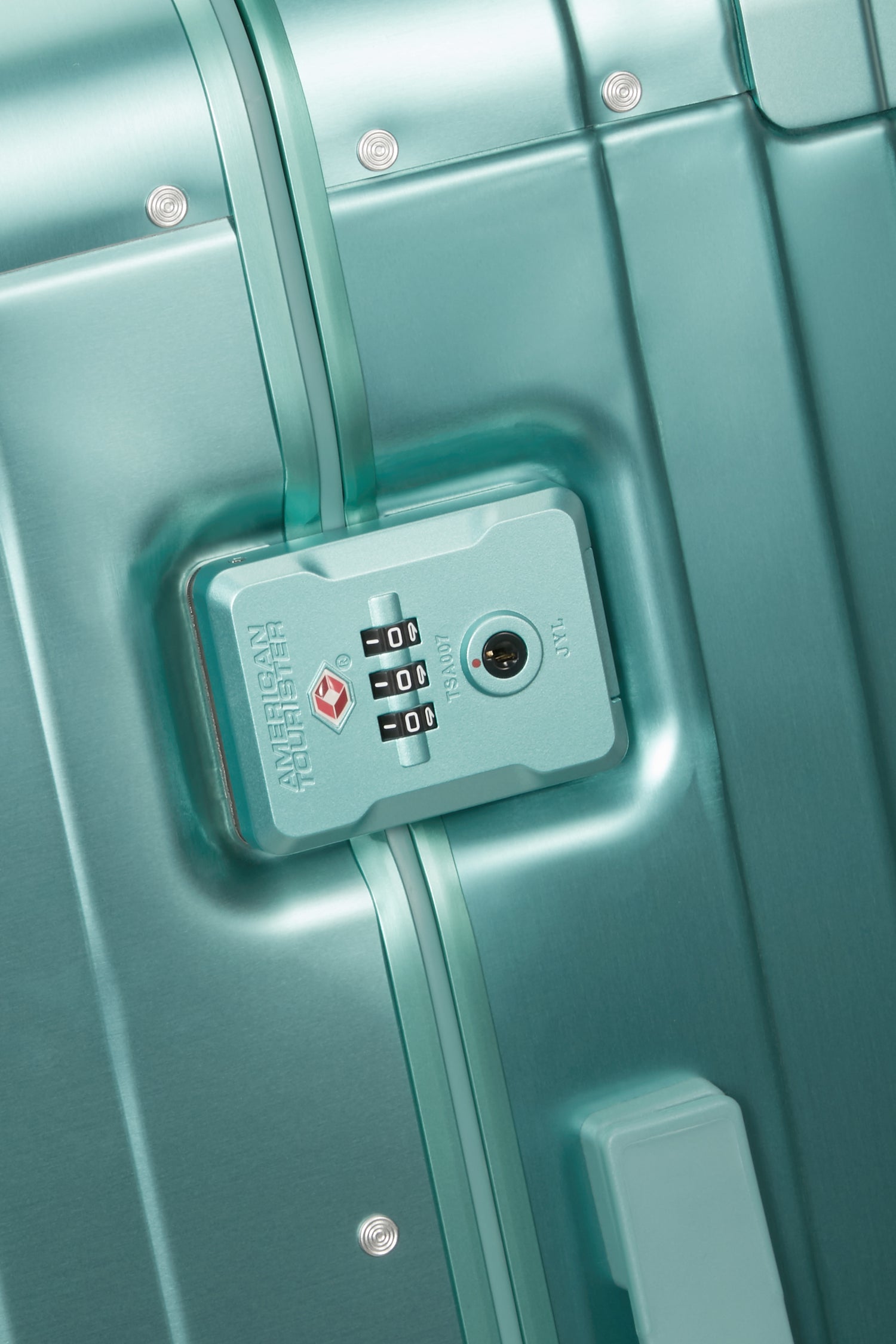 American Tourister Soundbox Alu 55cm