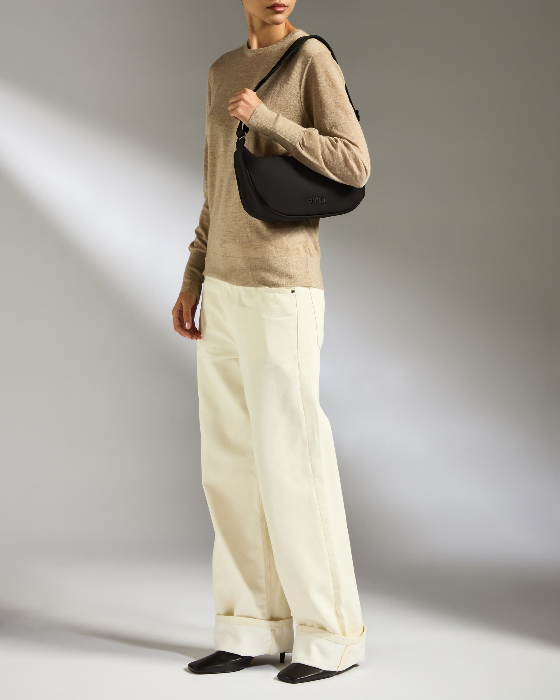 Antler Icon Slingbag