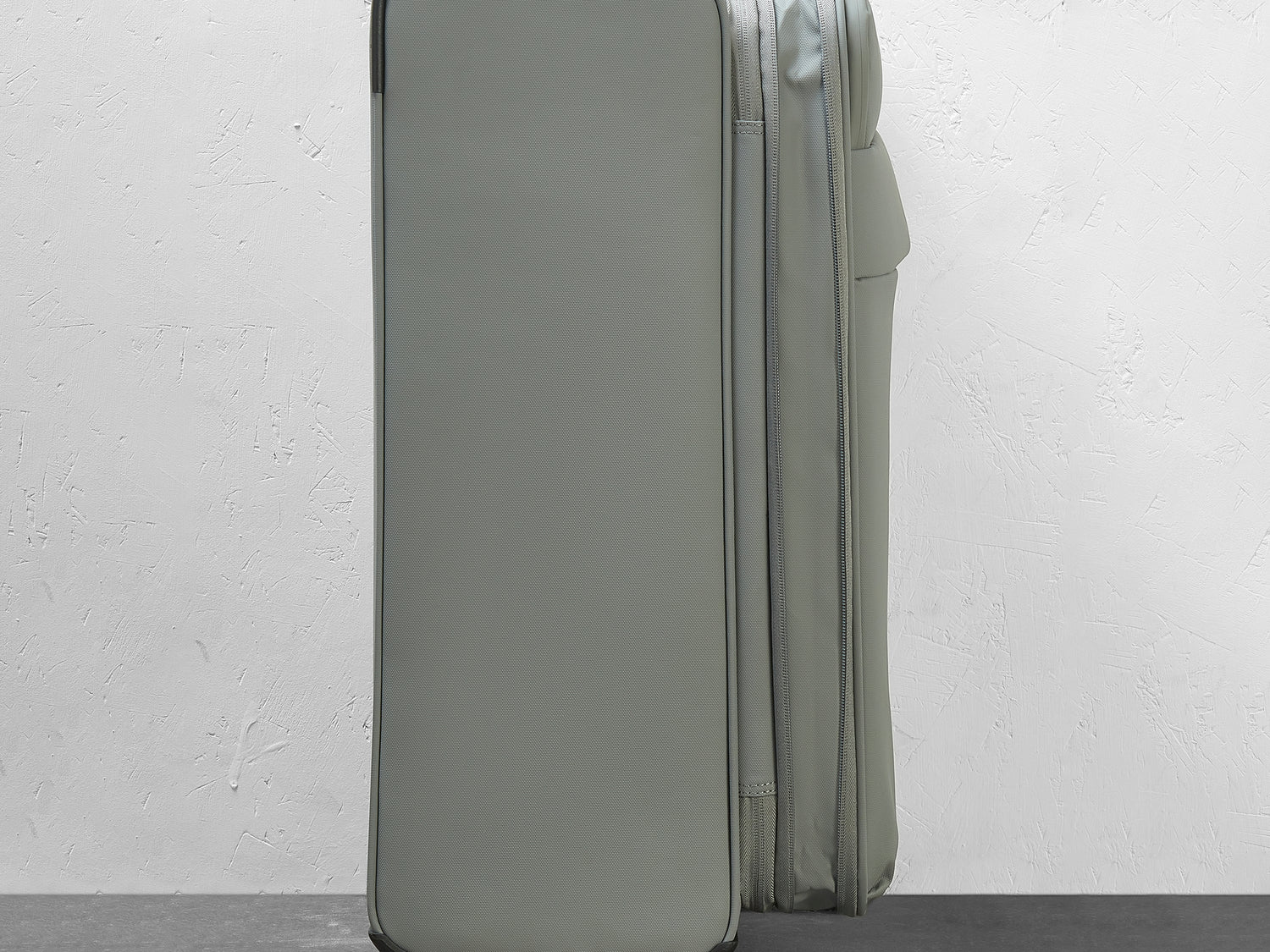 Rock Harper Medium Suitcase