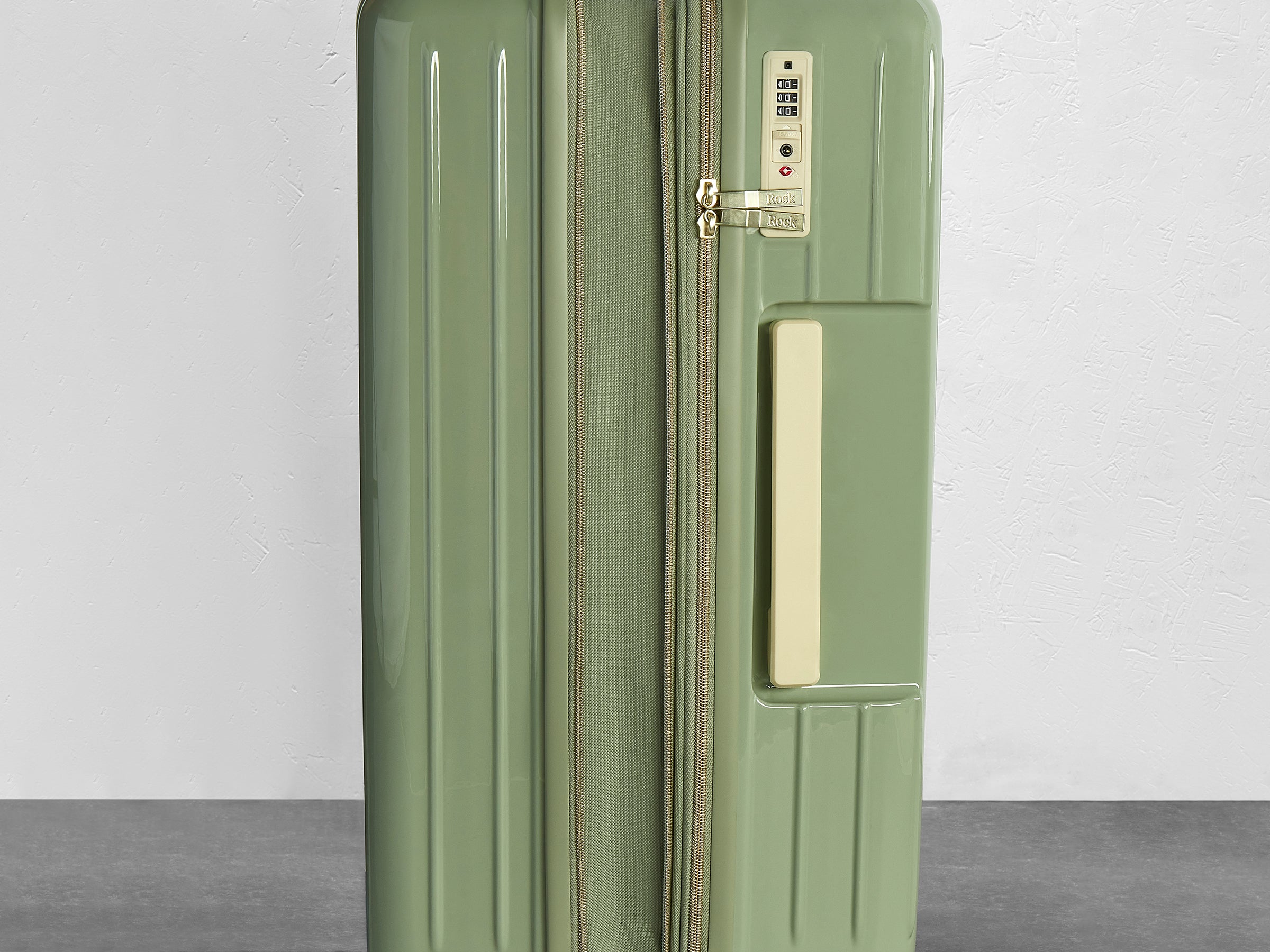 Rock Primrose Medium Suitcase