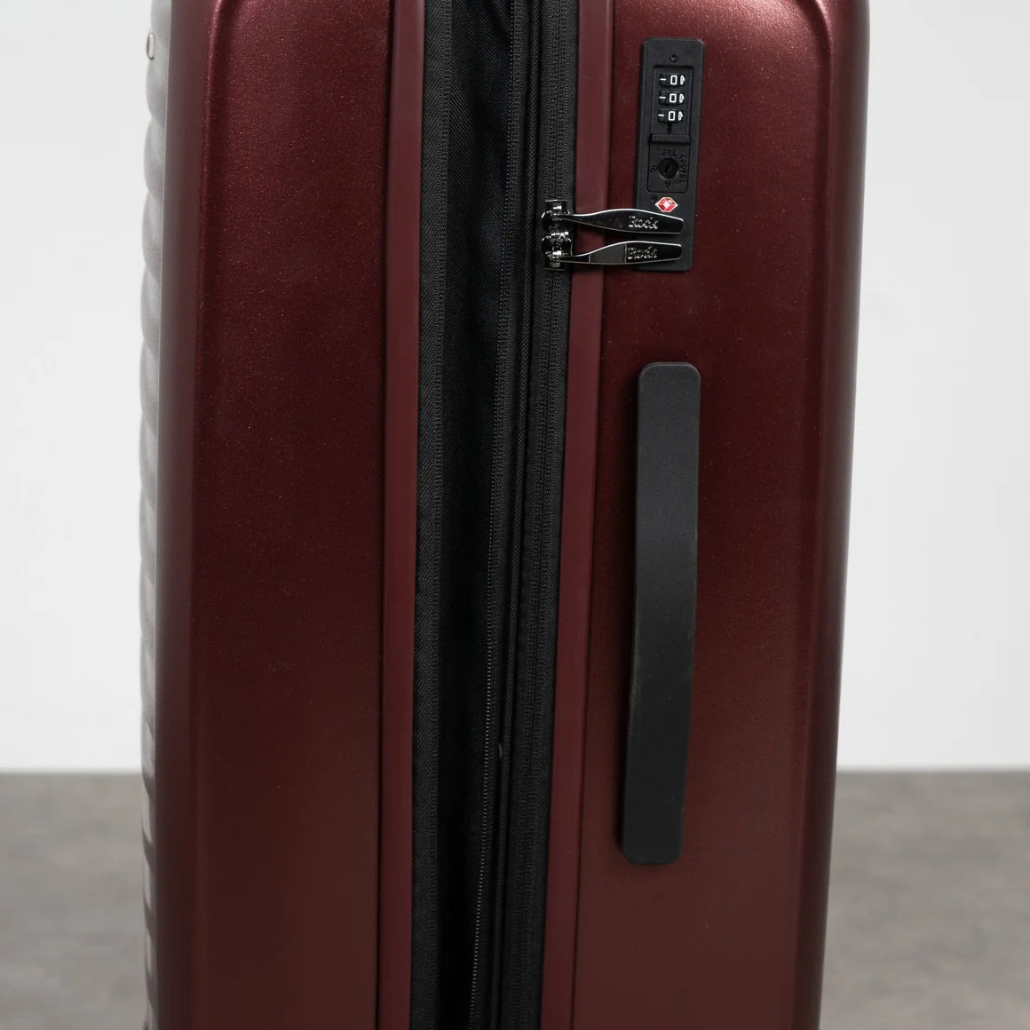 Rock Legacy Large Suitcase