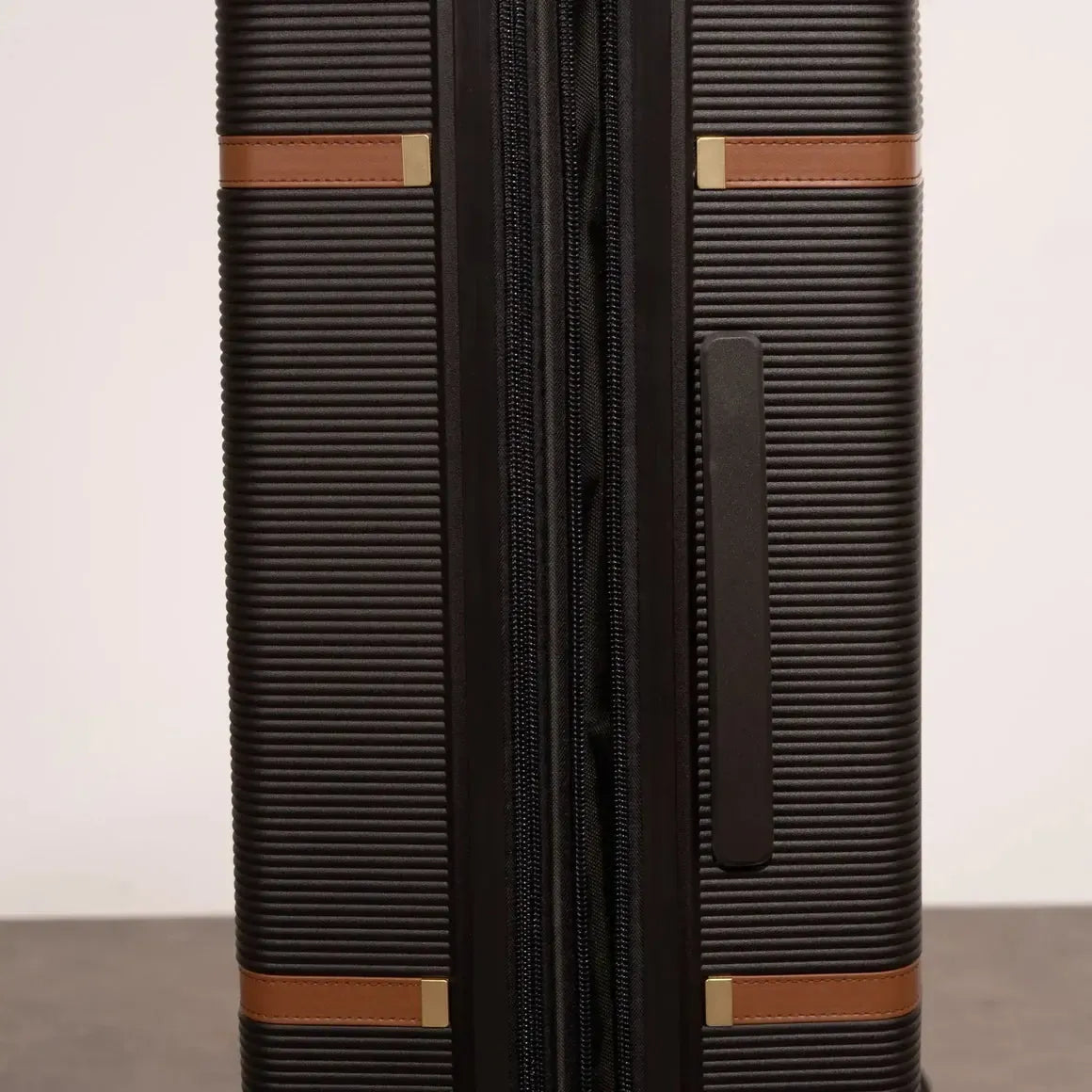 Rock Medina Large Suitcase