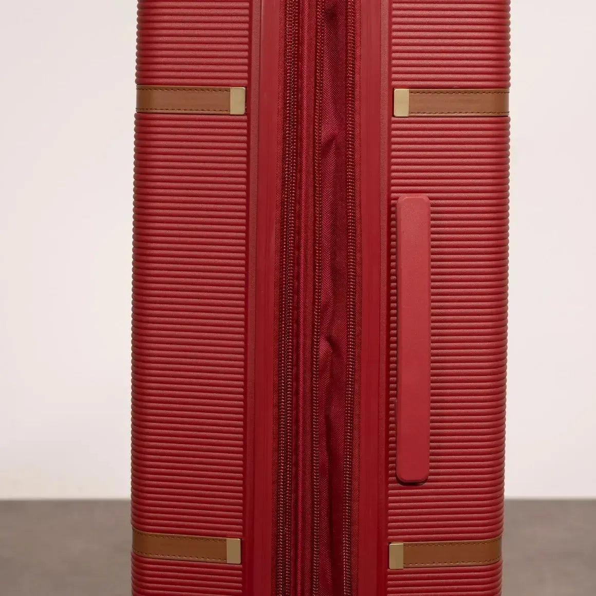 Rock Medina Large Suitcase