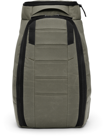 D_b_  Hugger Backpack 25L