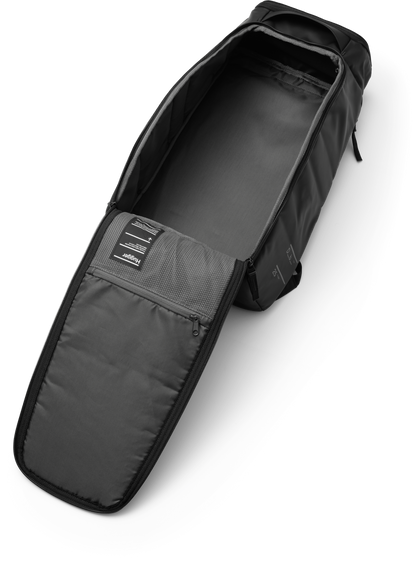 D_b_  Hugger Backpack 25L