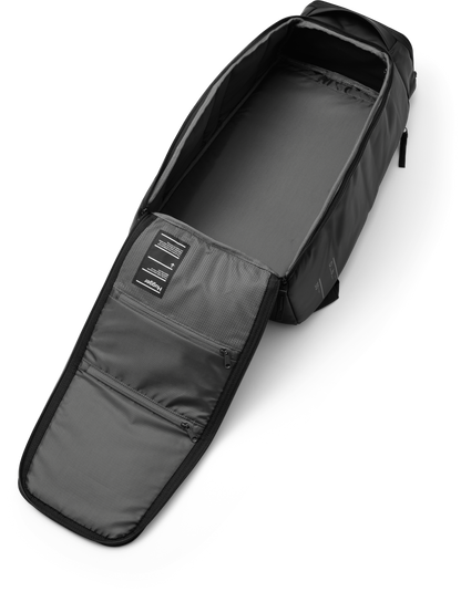 D_b_  Hugger Backpack 30L