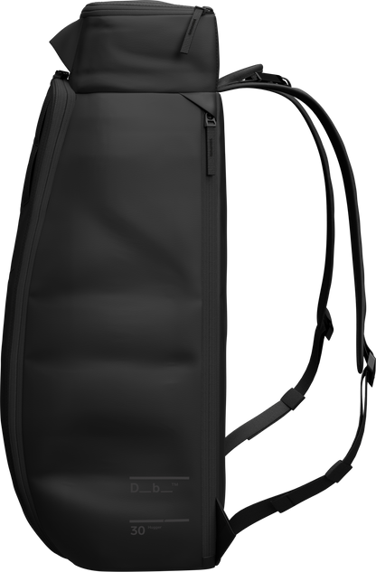 D_b_  Hugger Backpack 30L
