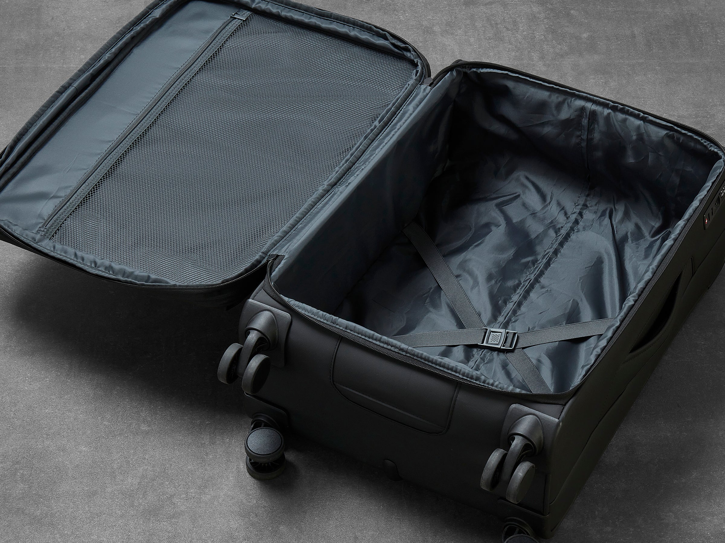 Rock Harper Medium Suitcase