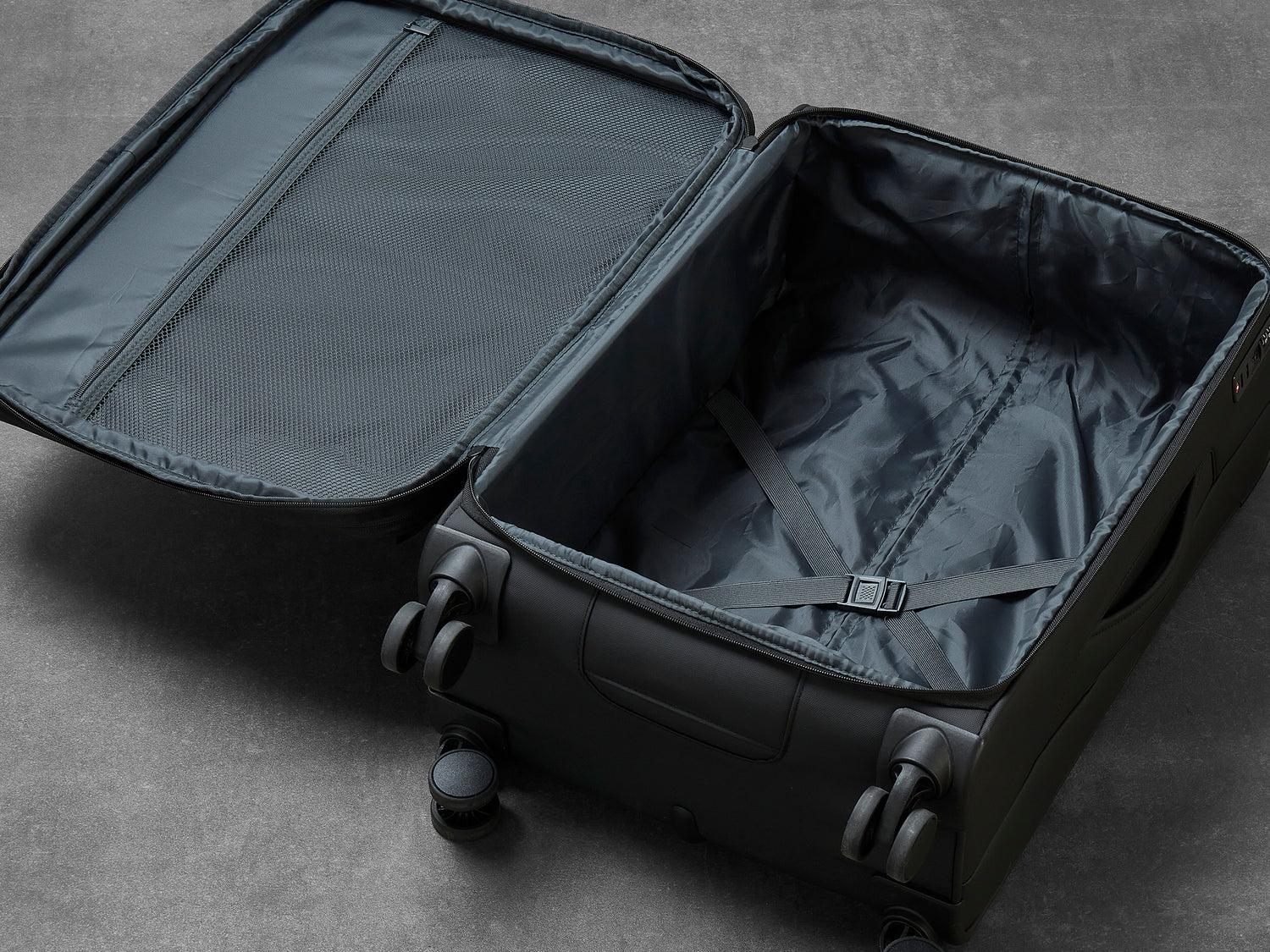 Rock Harper Large Suitcase