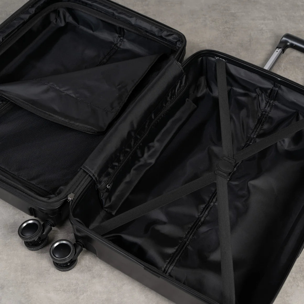 Rock Legacy Large Suitcase