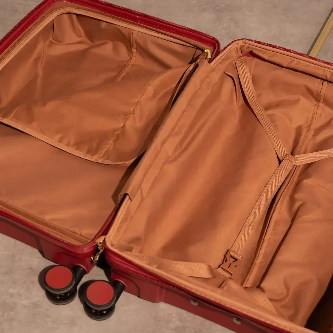 Rock Medina Large Suitcase
