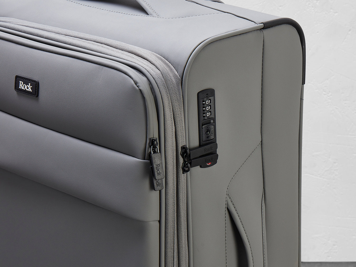 Rock Harper Medium Suitcase