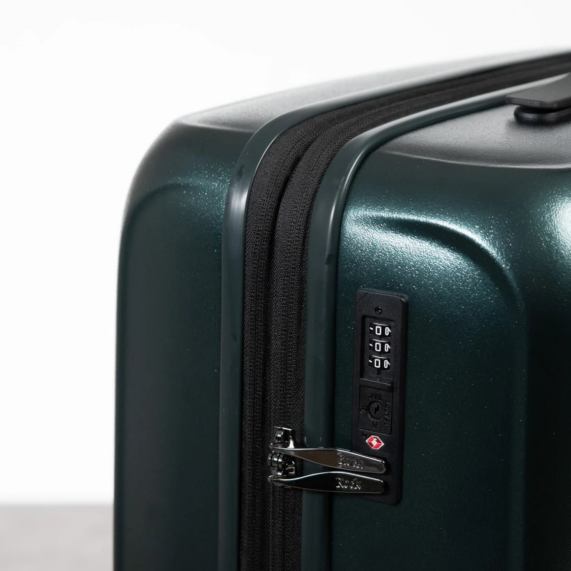 Rock Legacy Large Suitcase