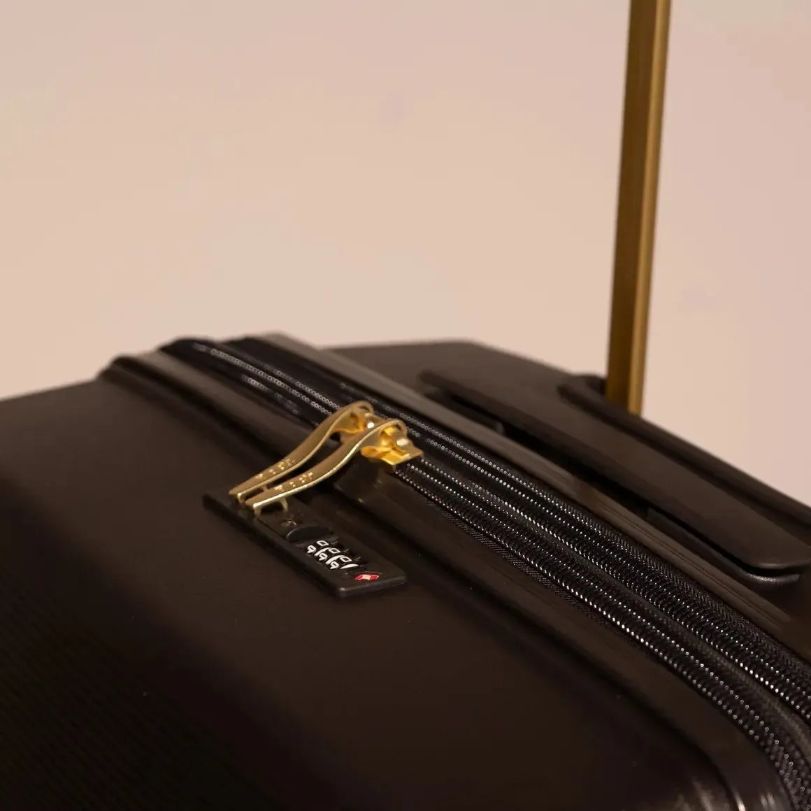 Rock Medina Large Suitcase