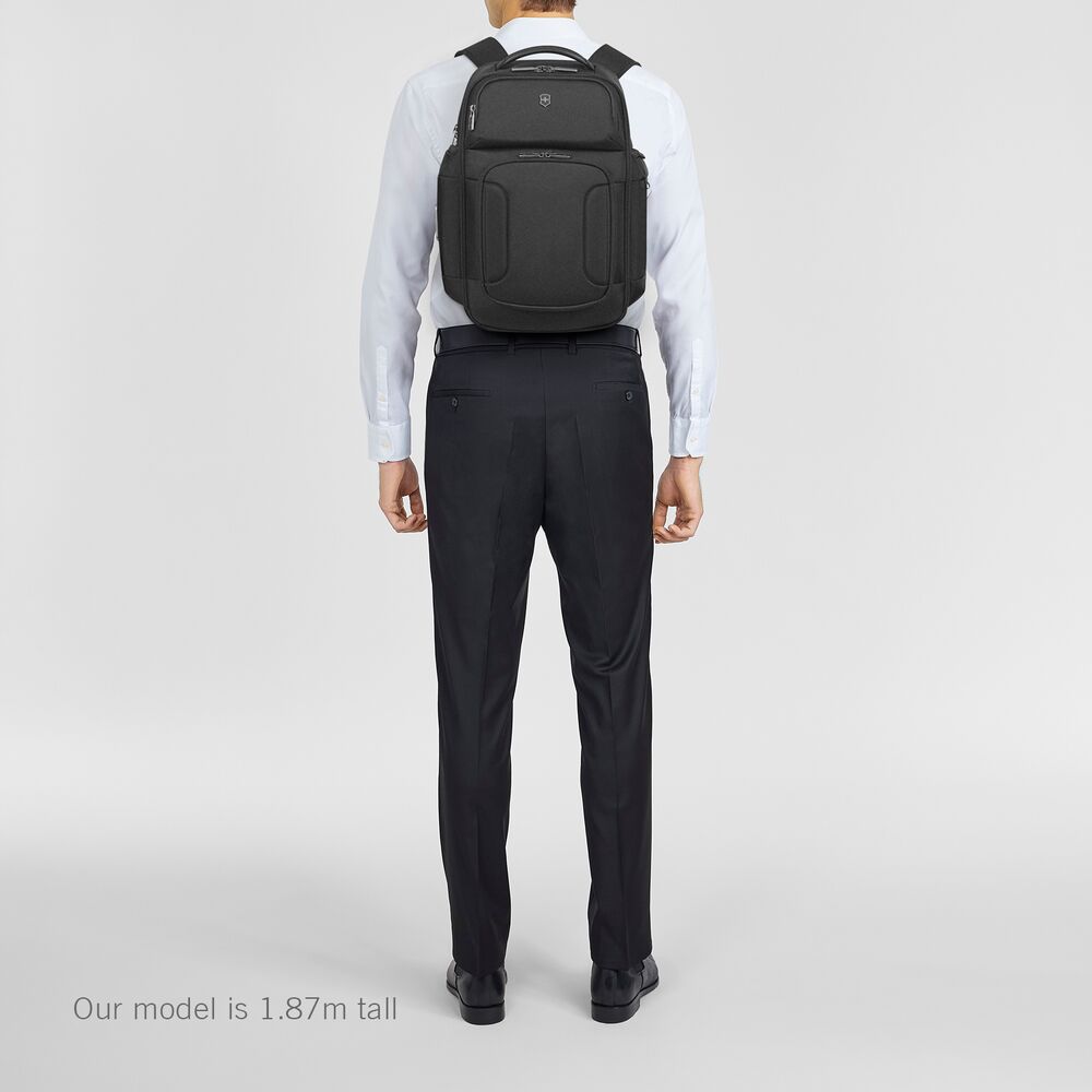 Victorinox Werks Traveler 7.0 Deluxe Backpack