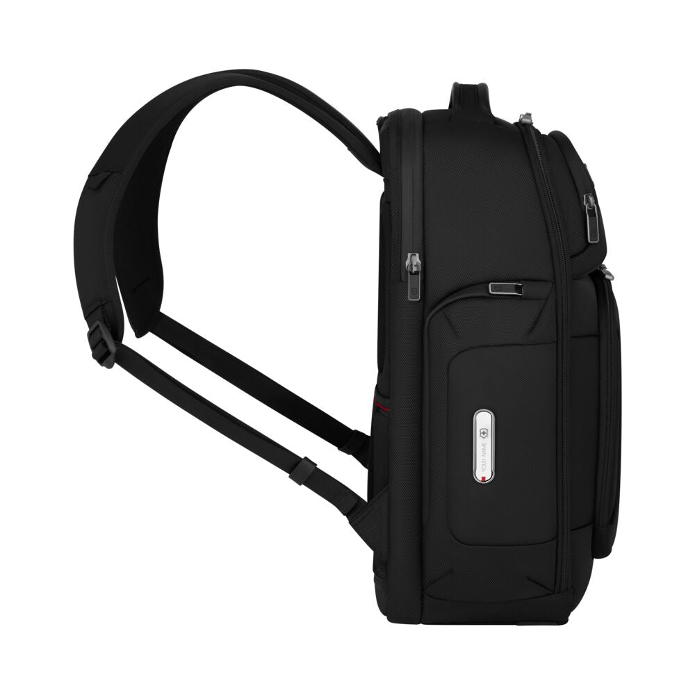 Victorinox Werks Traveler 7.0 Deluxe Backpack