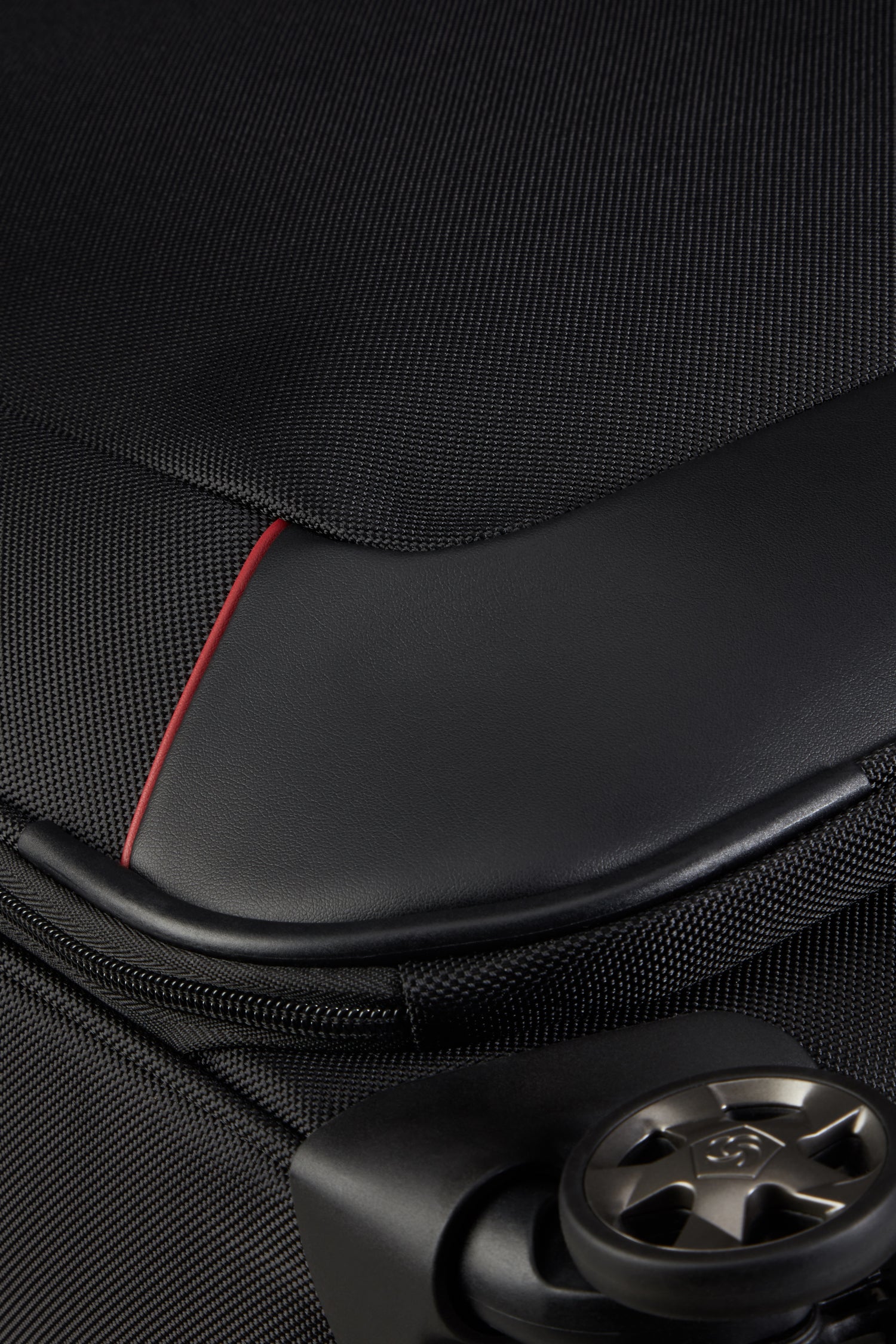 Samsonite Pro-Dlx 6 Trvl Spinner expandable (4 wheels) 67cm