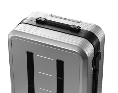 D_b_ Ramverk Alu Check-in Luggage Medium