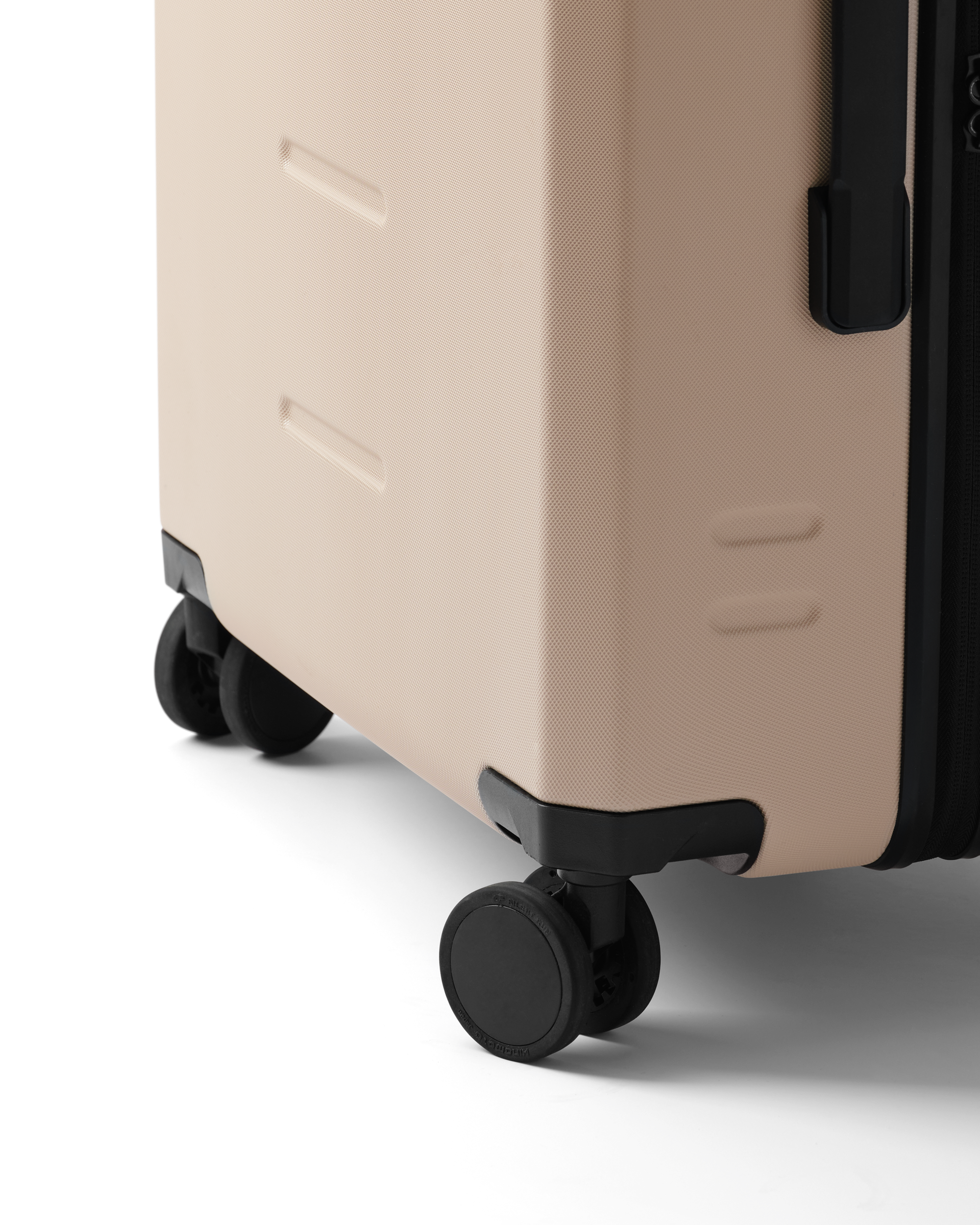 D_b_ Ramverk Check-in 4 Wheel Luggage Large - 78cm