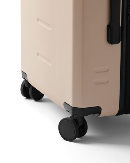 D_b_ Ramverk Check-in 4 Wheel Luggage Large - 78cm