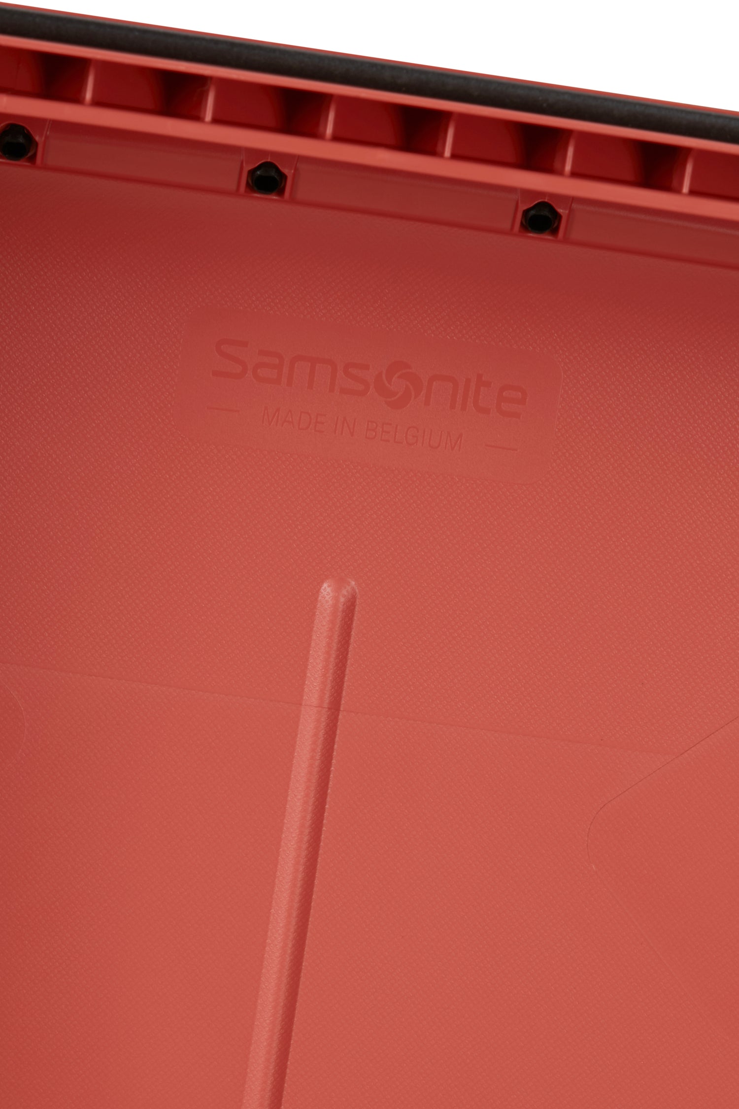 Samsonite Essens 55cm Spinner Clay (Seasonal Edition)