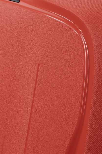 Samsonite Essens 55cm Spinner Clay (Seasonal Edition)