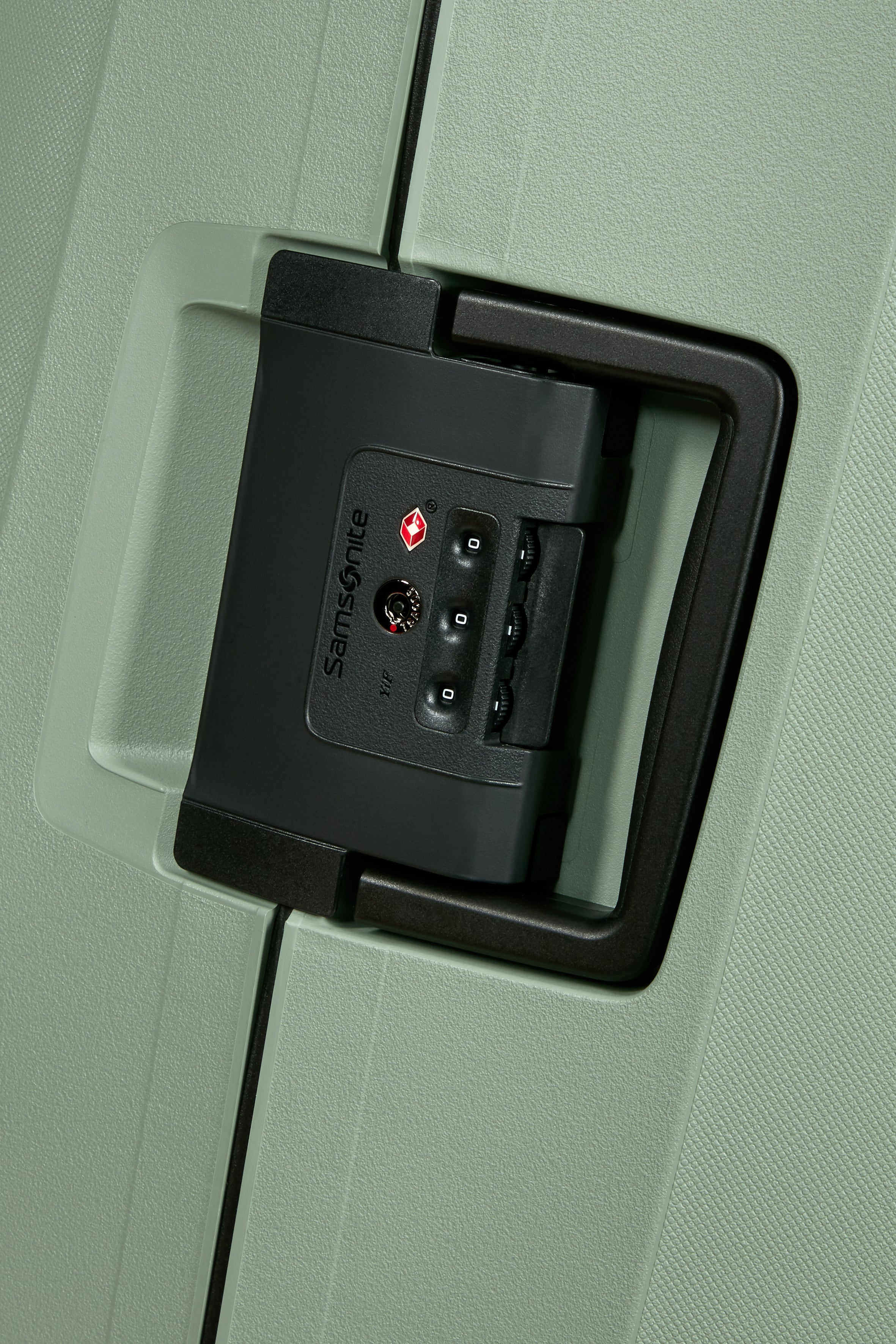 Samsonite Essens 69 cm Spinner